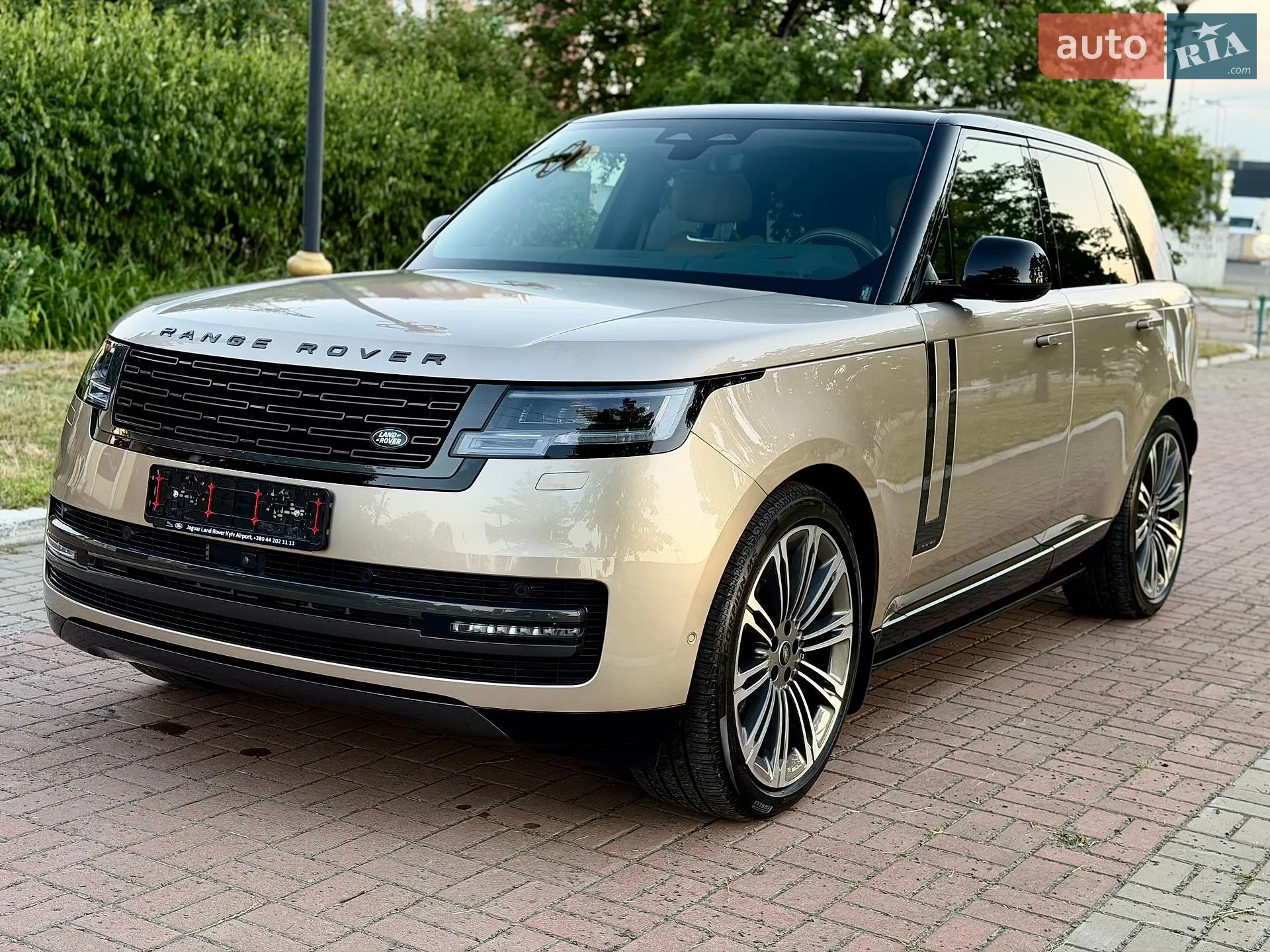 2025 Land Rover Range Rover - мініатюра 9