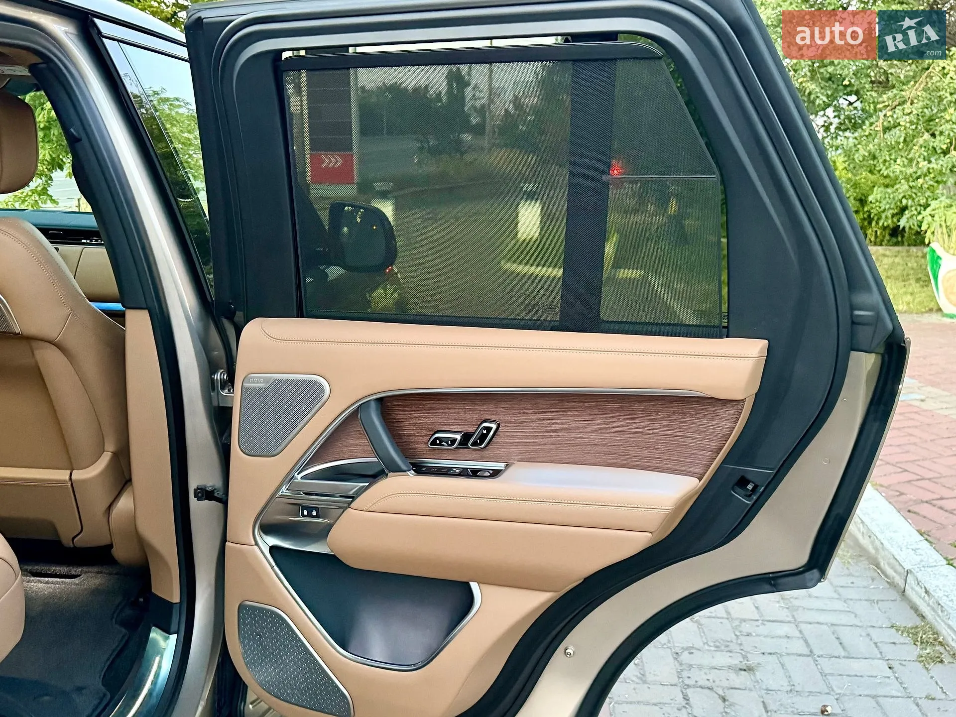2025 Land Rover Range Rover - мініатюра 93