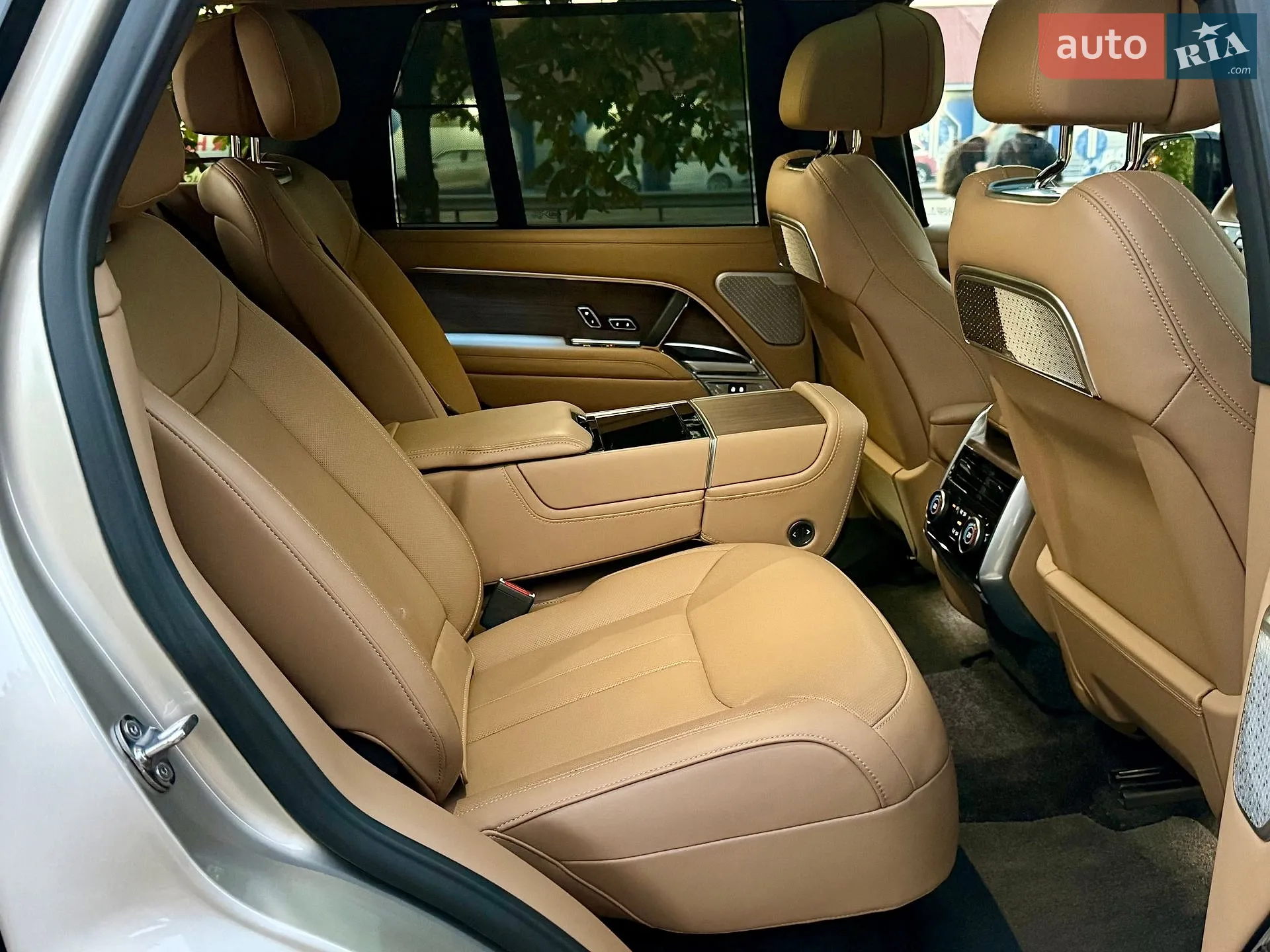2025 Land Rover Range Rover - мініатюра 98