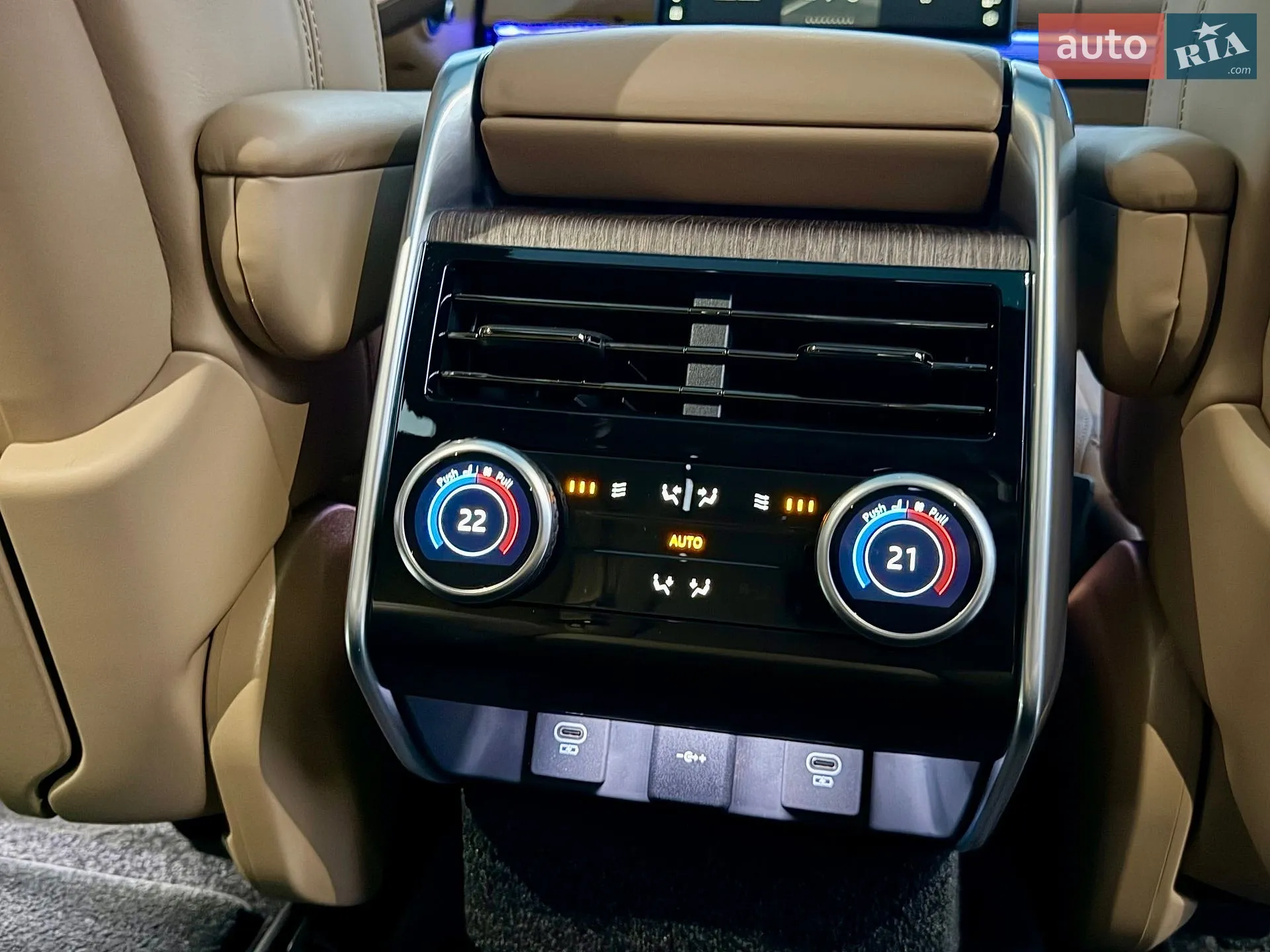 2025 Land Rover Range Rover - мініатюра 103