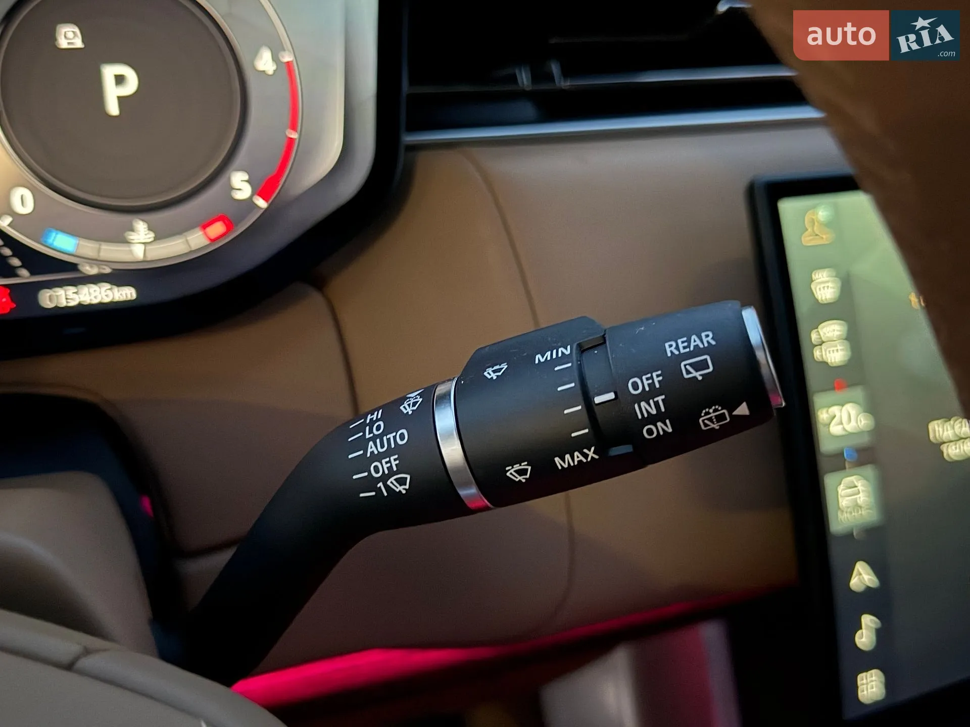 2025 Land Rover Range Rover - мініатюра 162