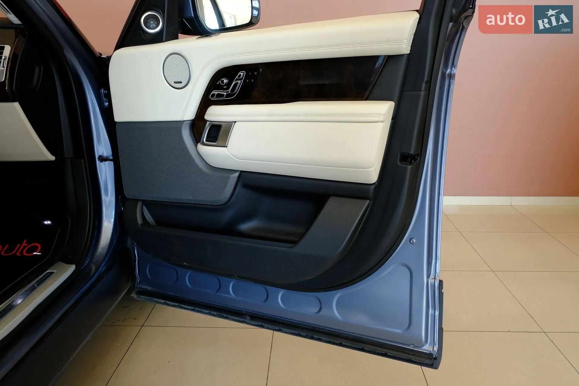 2019 Land Rover Range Rover - мініатюра 41