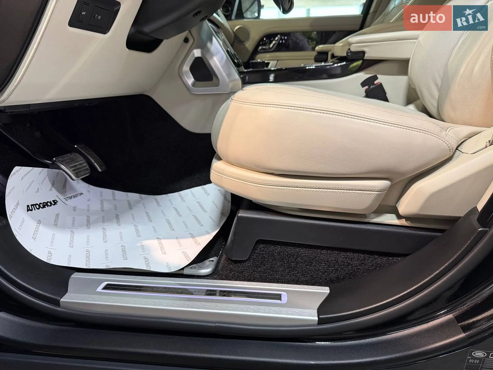 2019 Land Rover Range Rover - мініатюра 15