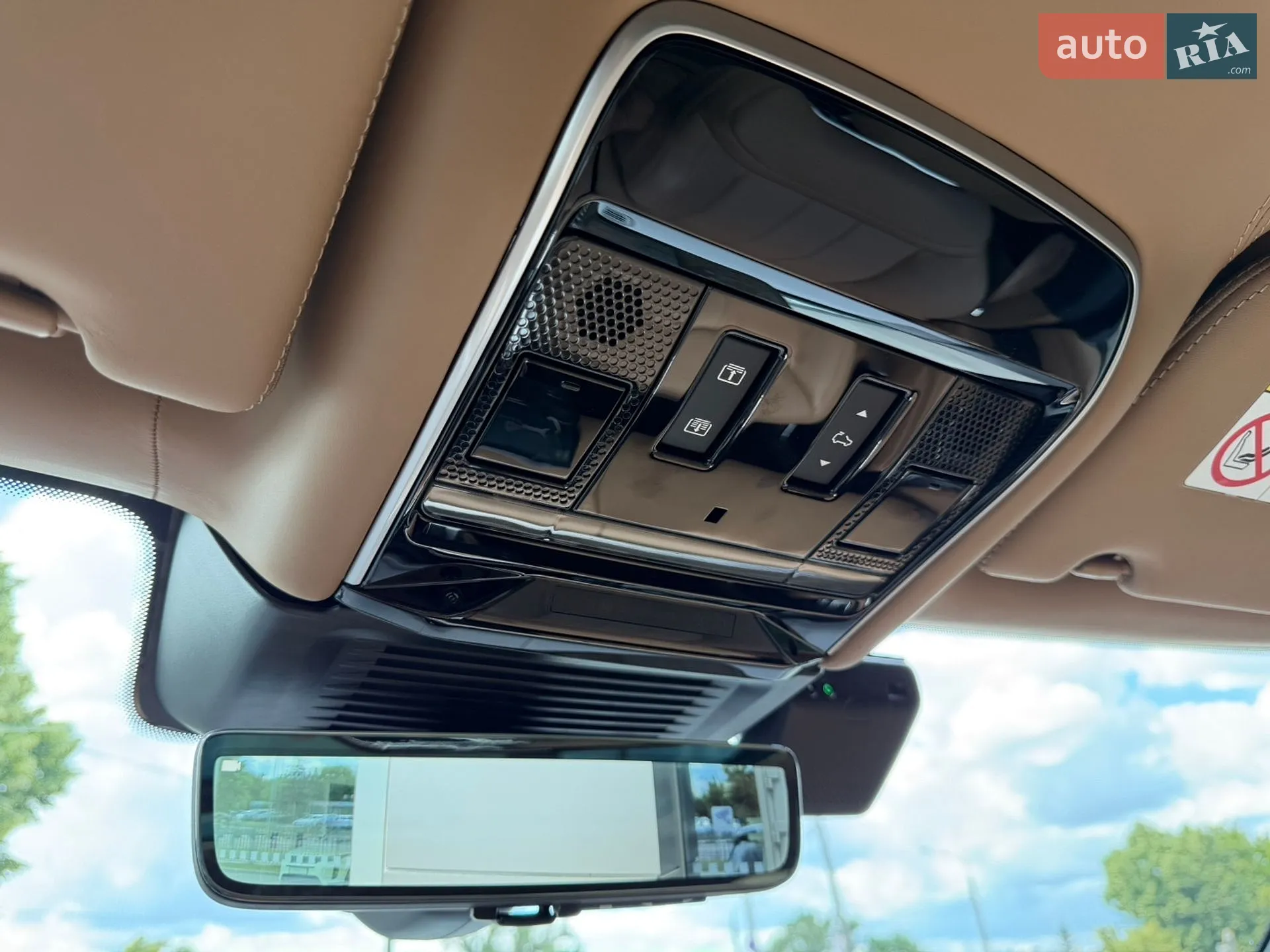 2025 Land Rover Range Rover - мініатюра 26