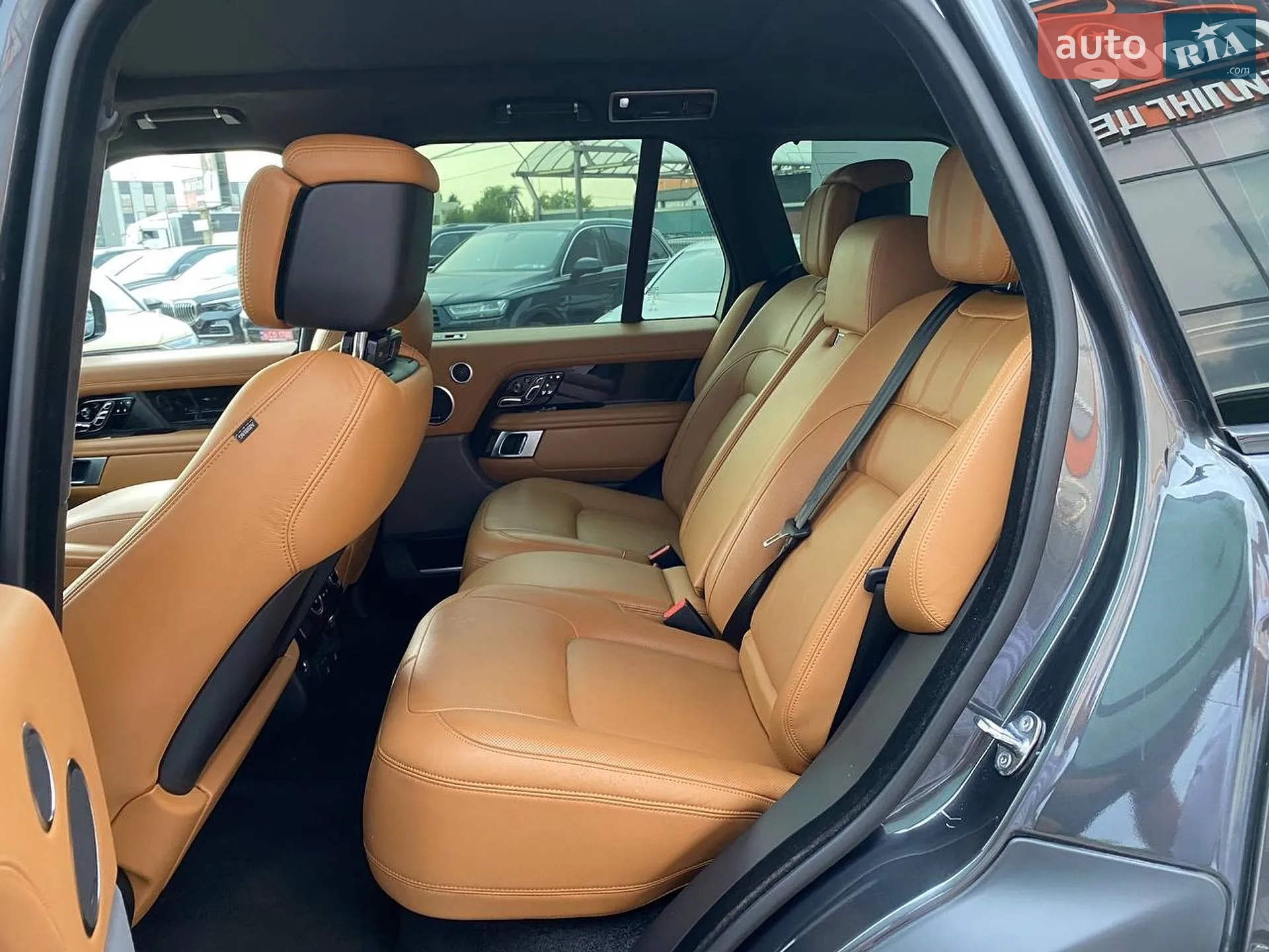 2020 Land Rover Range Rover - мініатюра 21