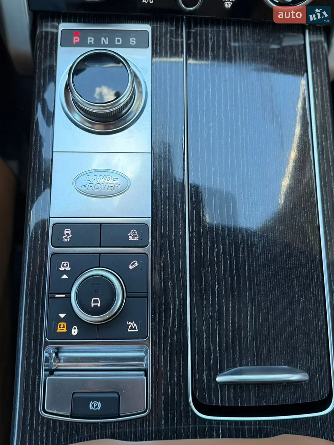 2019 Land Rover Range Rover - мініатюра 31