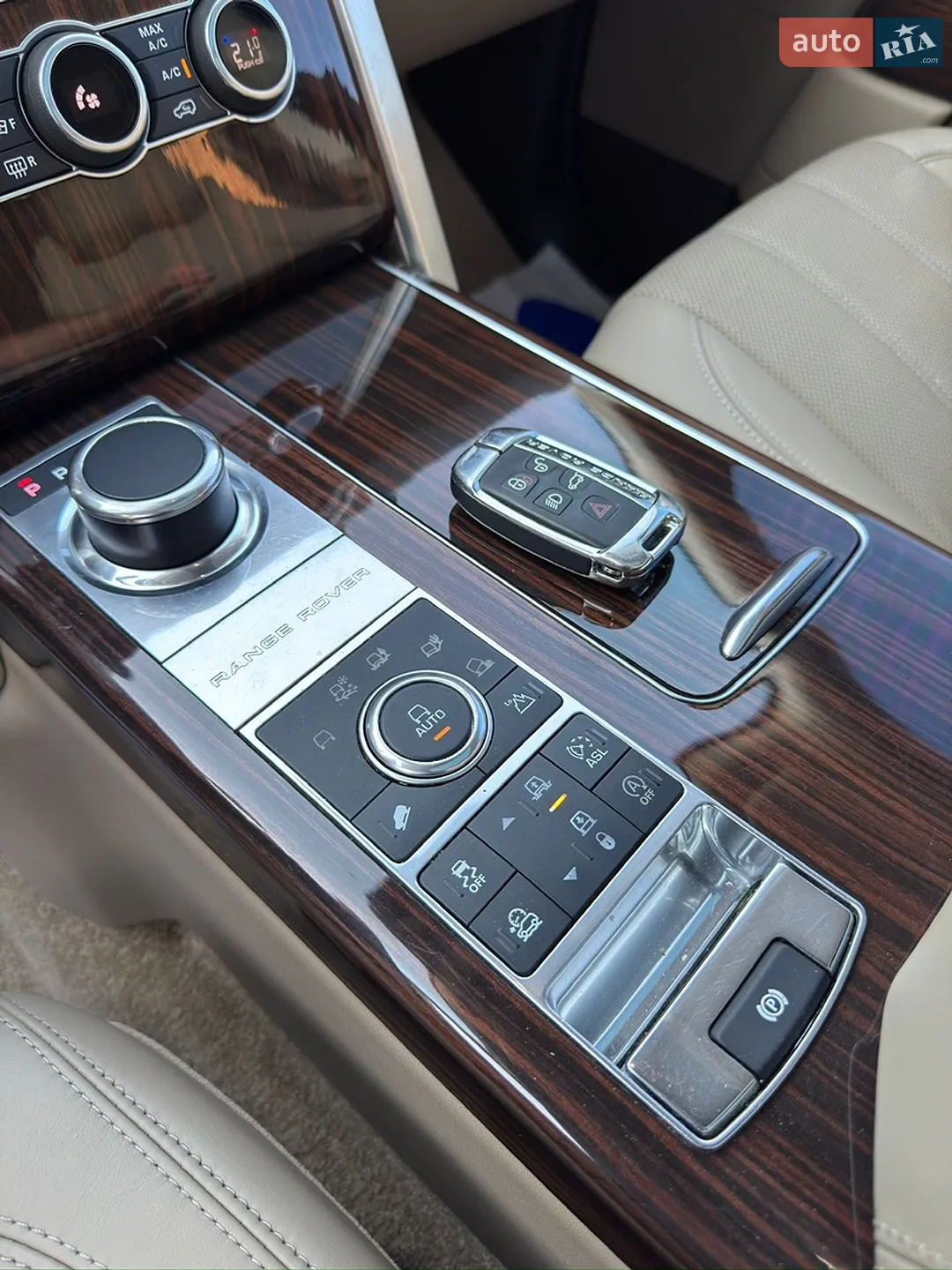 2015 Land Rover Range Rover - мініатюра 53