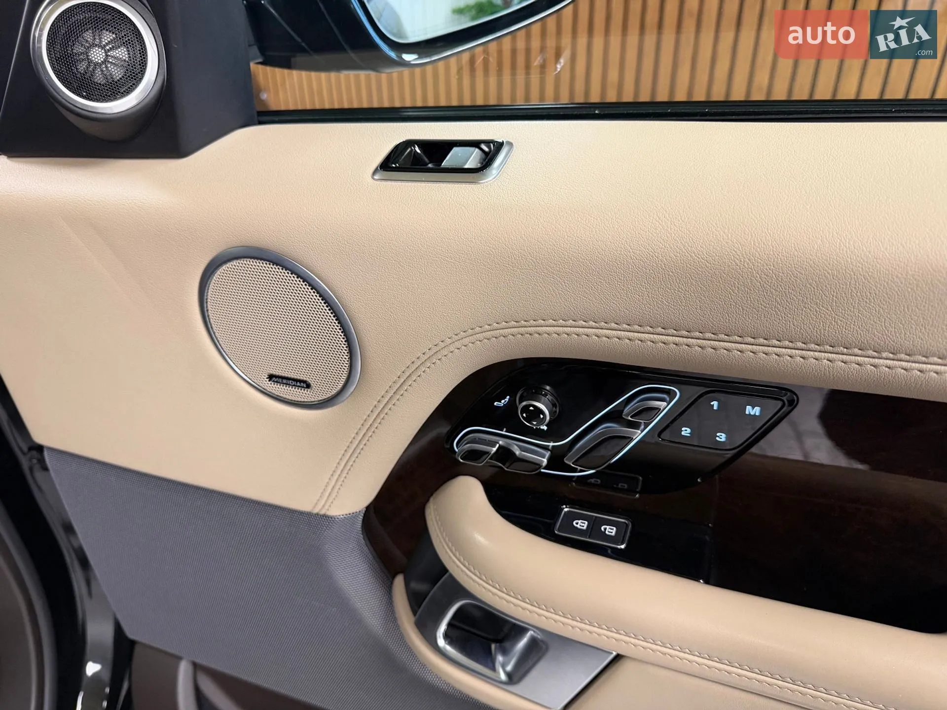 2021 Land Rover Range Rover - мініатюра 25