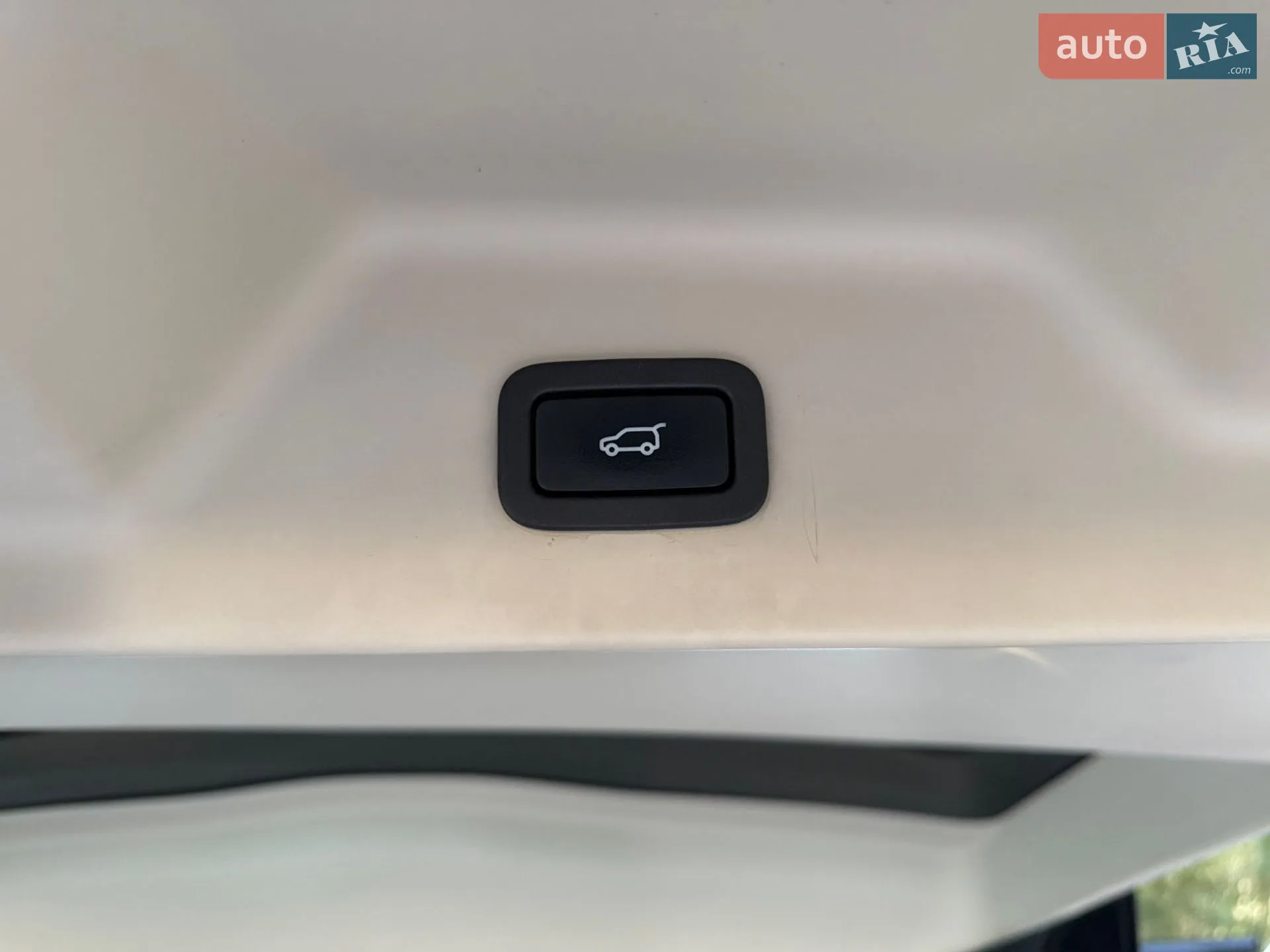 2016 Land Rover Range Rover - мініатюра 25