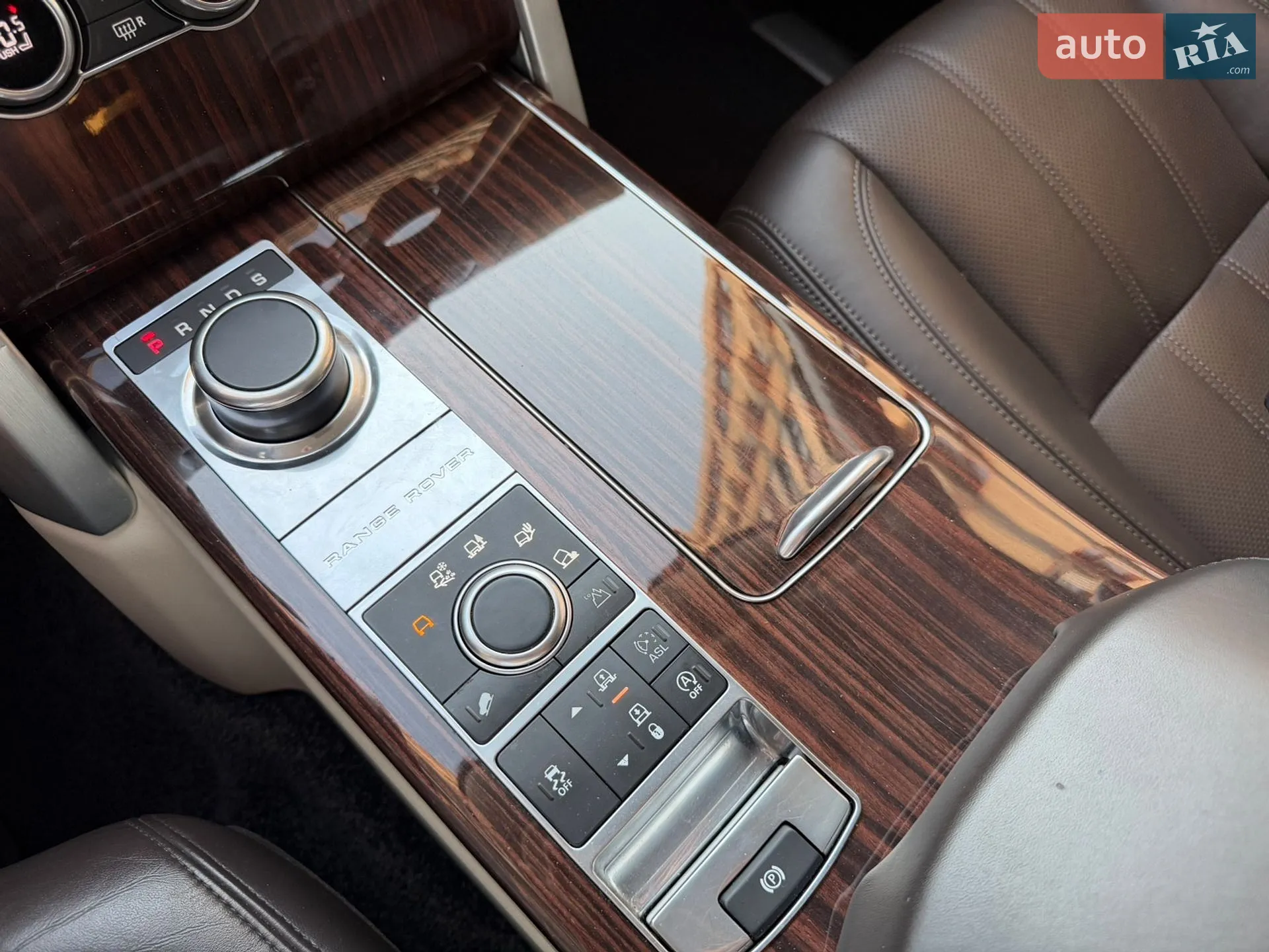 2016 Land Rover Range Rover - мініатюра 40