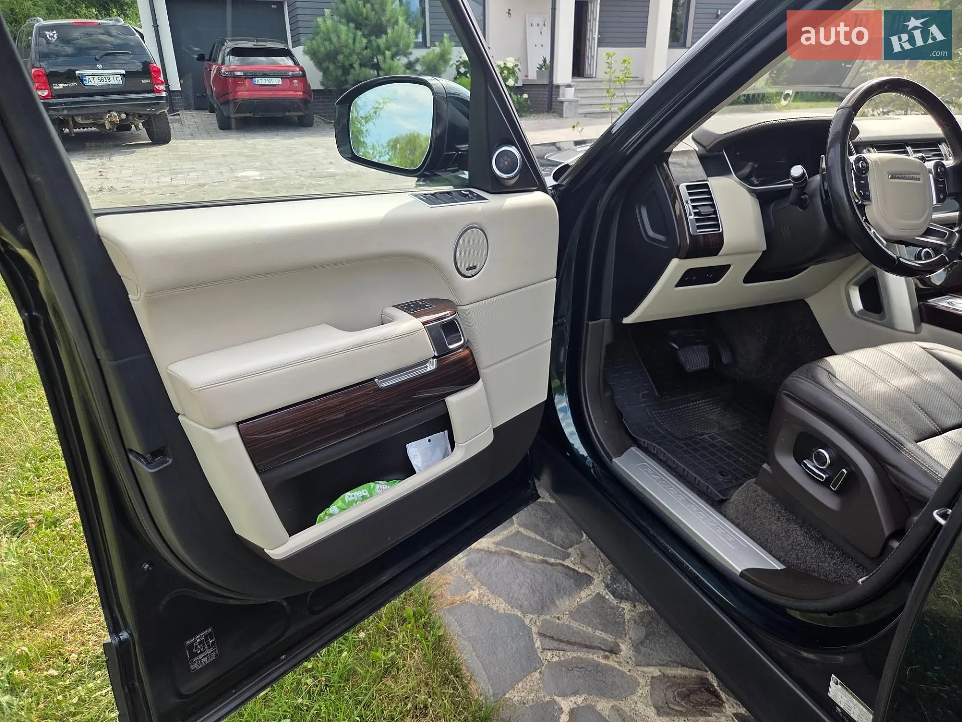 2017 Land Rover Range Rover - мініатюра 18