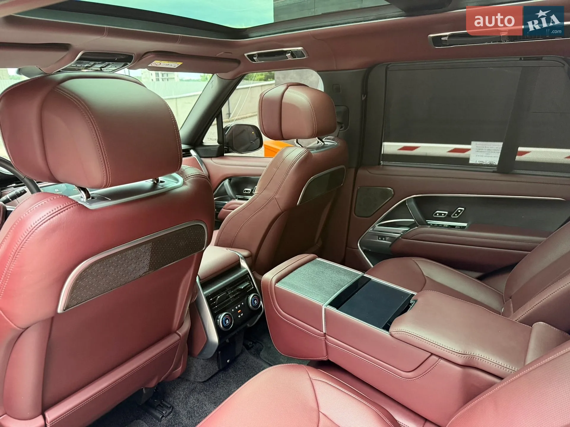 2024 Land Rover Range Rover - мініатюра 70
