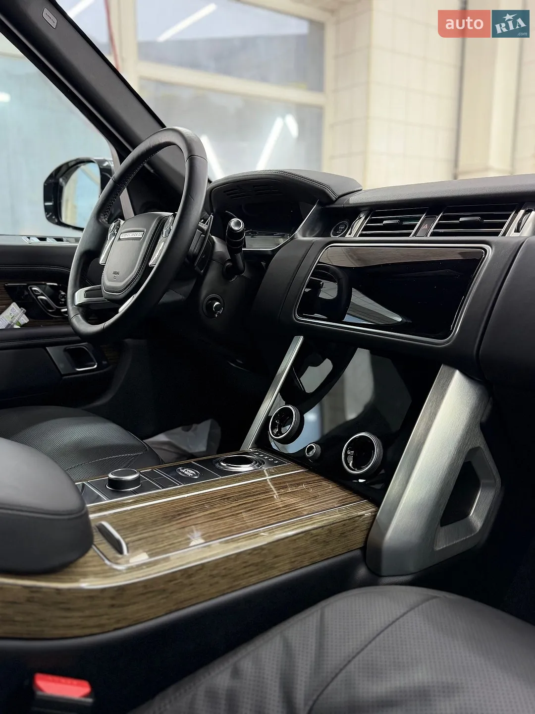 2019 Land Rover Range Rover - мініатюра 21