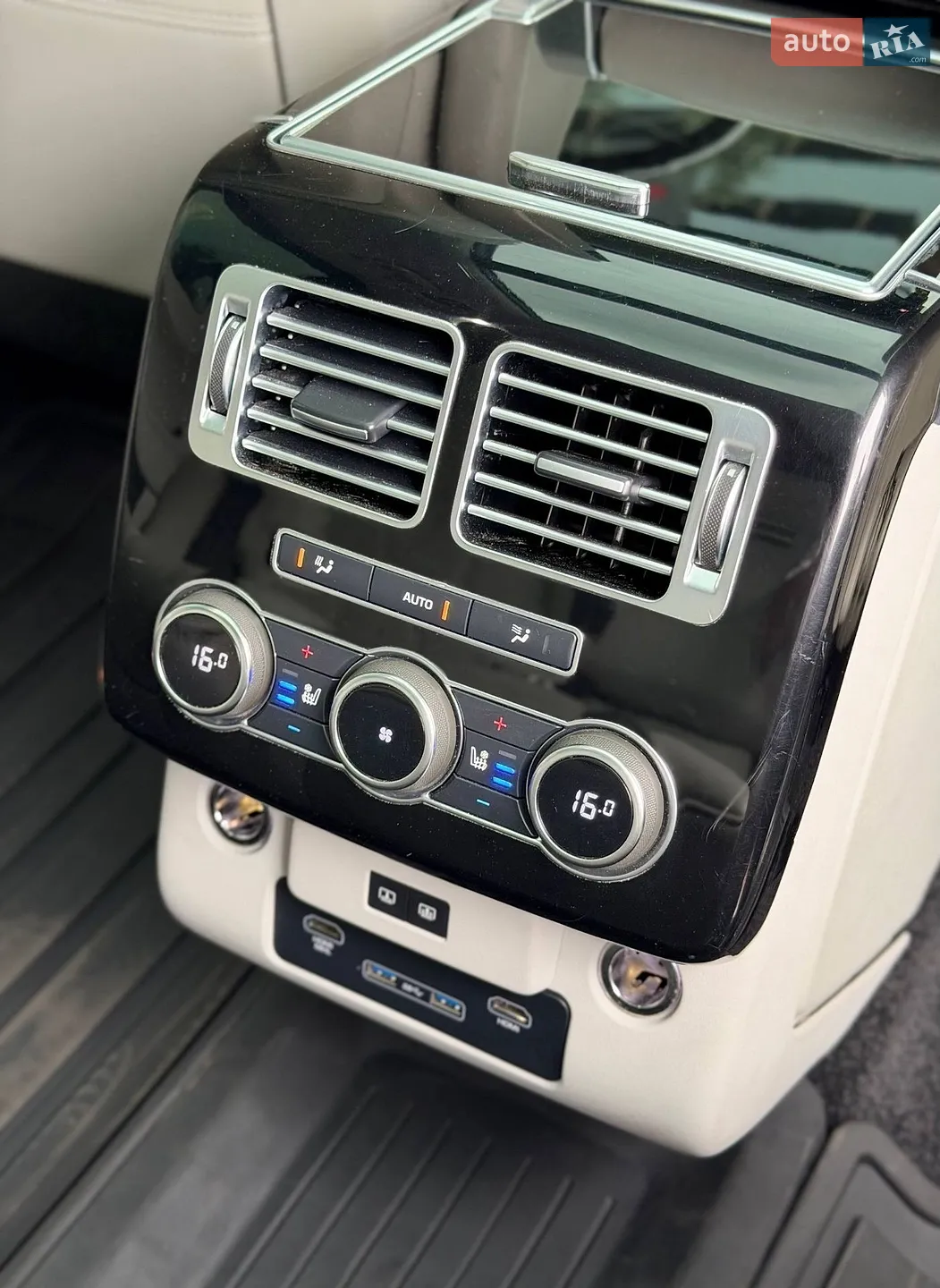 2017 Land Rover Range Rover - мініатюра 6