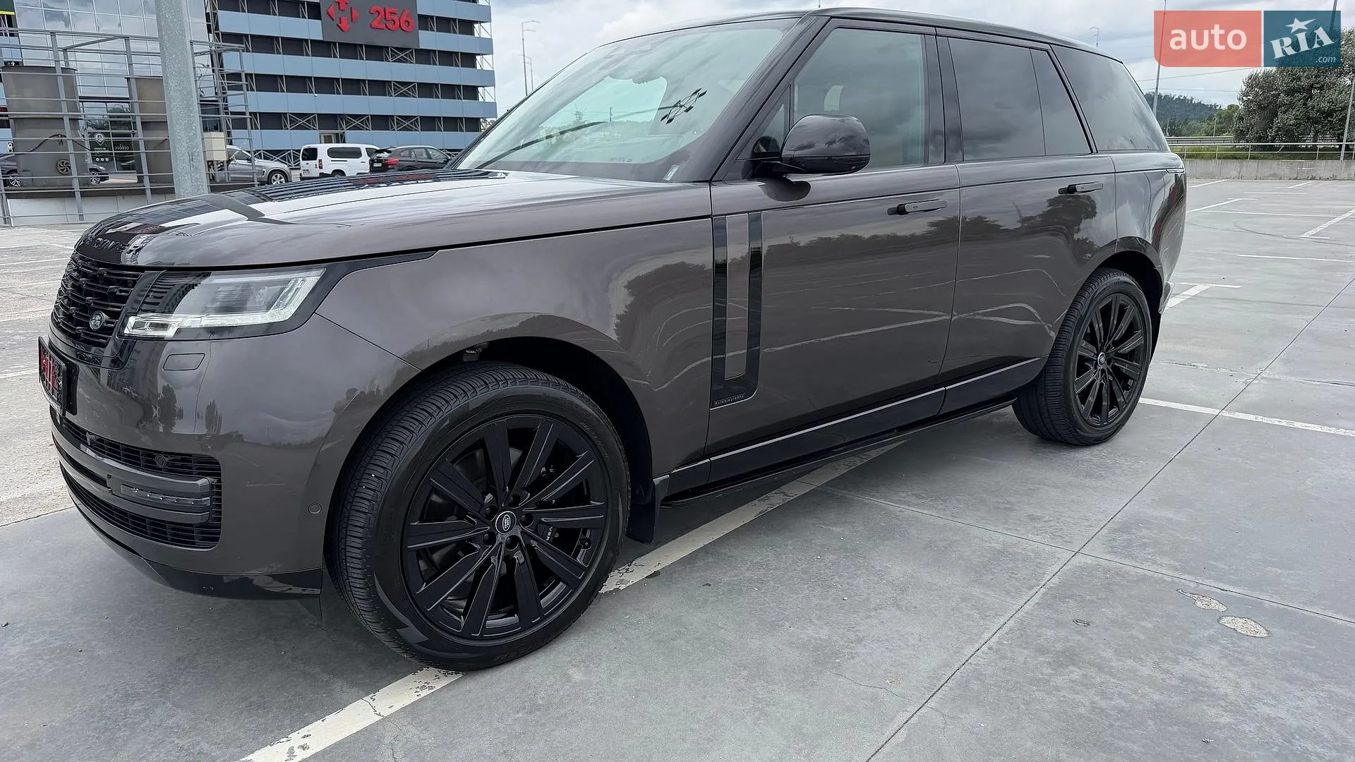 2023 Land Rover Range Rover - мініатюра 3