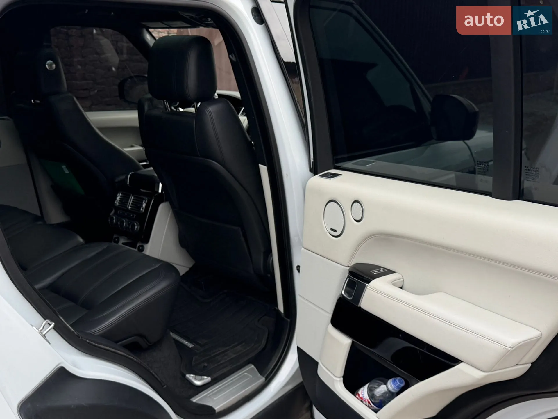 2015 Land Rover Range Rover - мініатюра 15