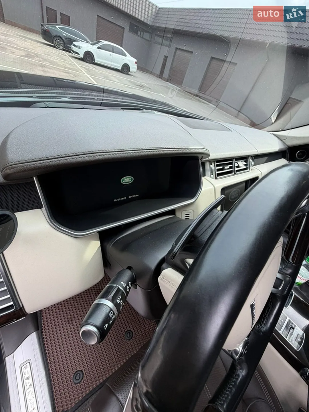 2013 Land Rover Range Rover - мініатюра 9