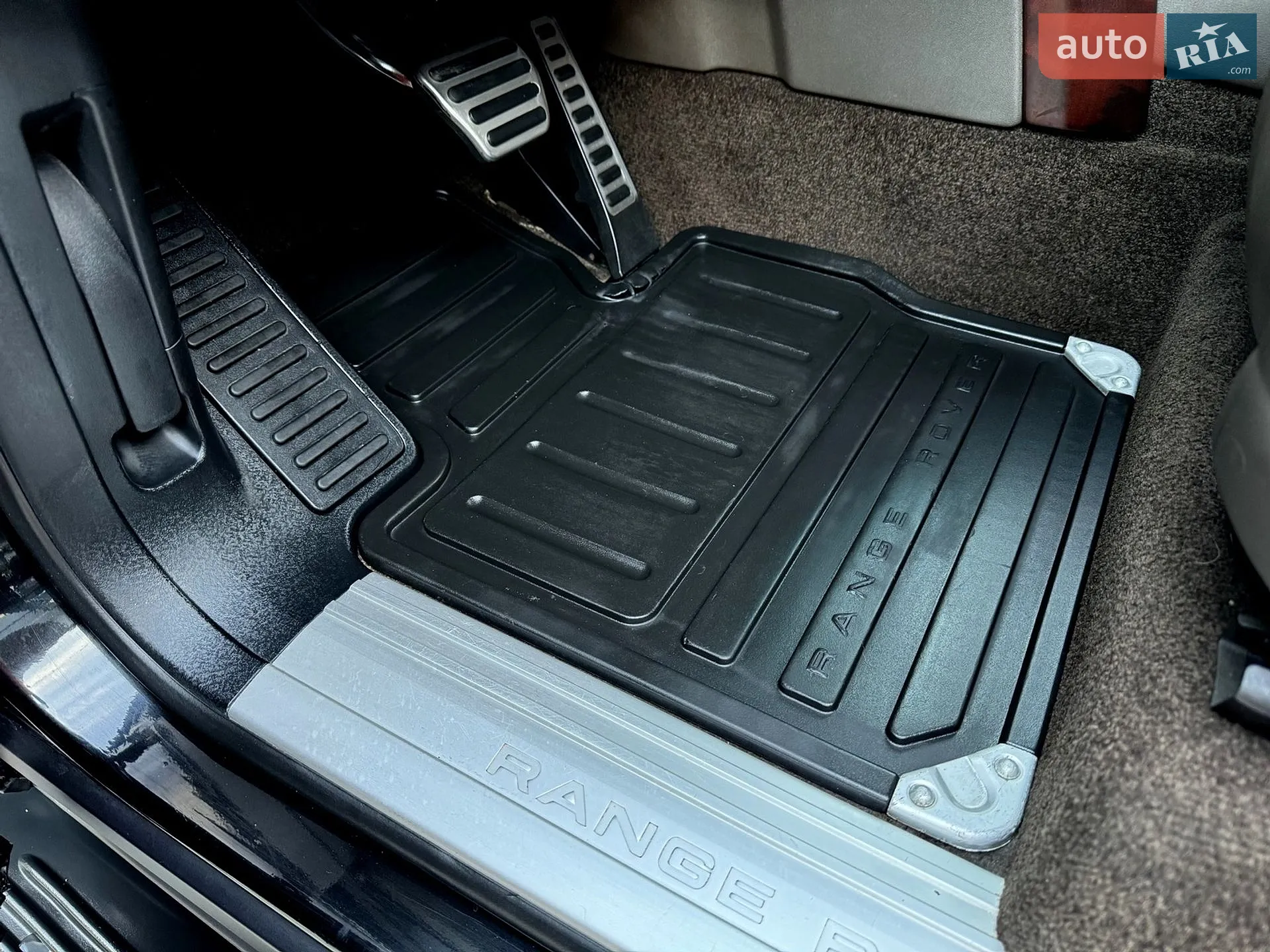 2010 Land Rover Range Rover - мініатюра 46
