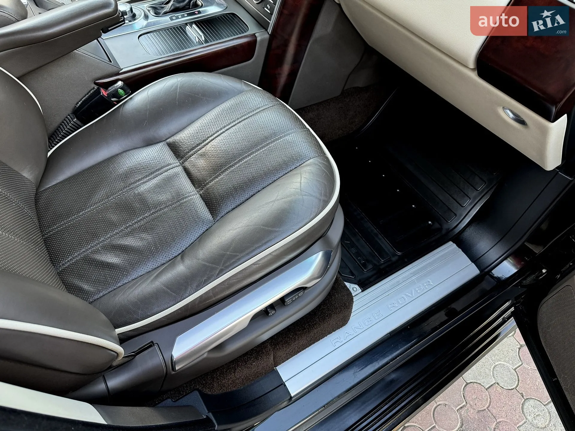2010 Land Rover Range Rover - мініатюра 56