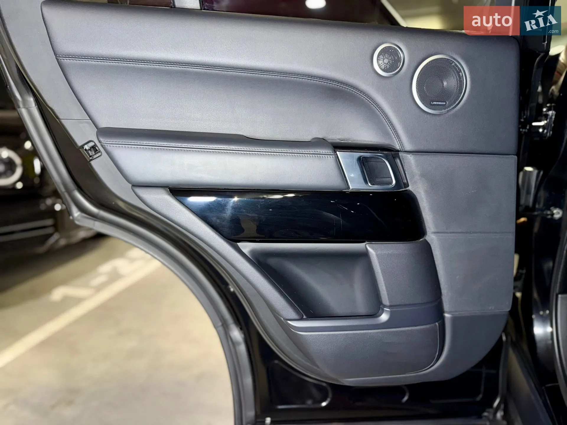 2013 Land Rover Range Rover - мініатюра 30