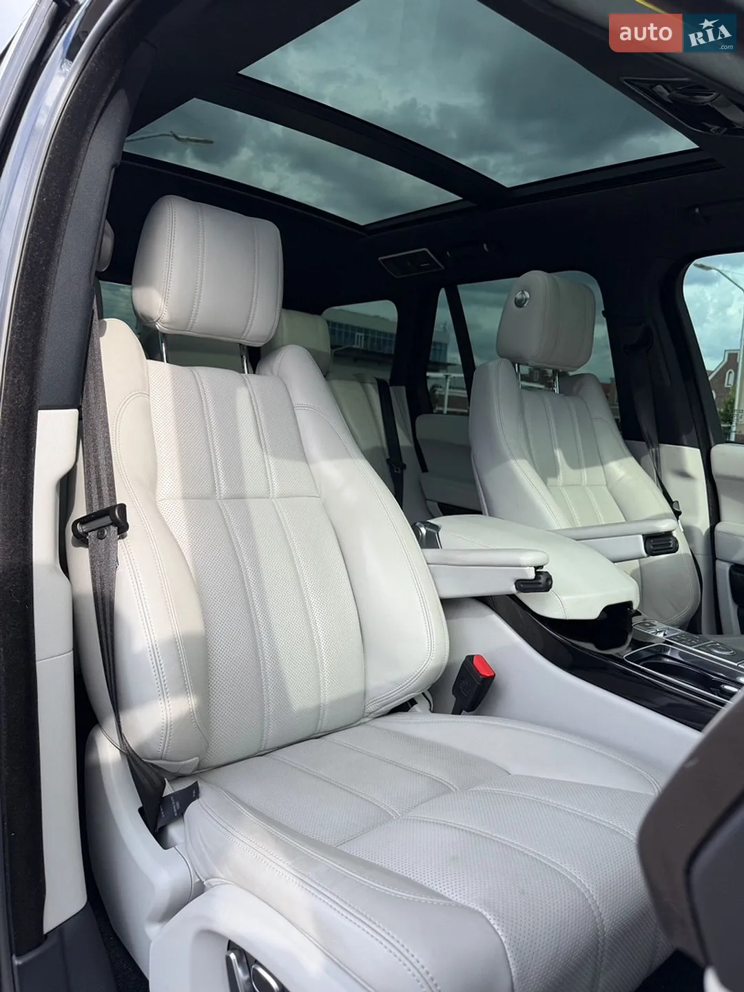 2015 Land Rover Range Rover - мініатюра 20