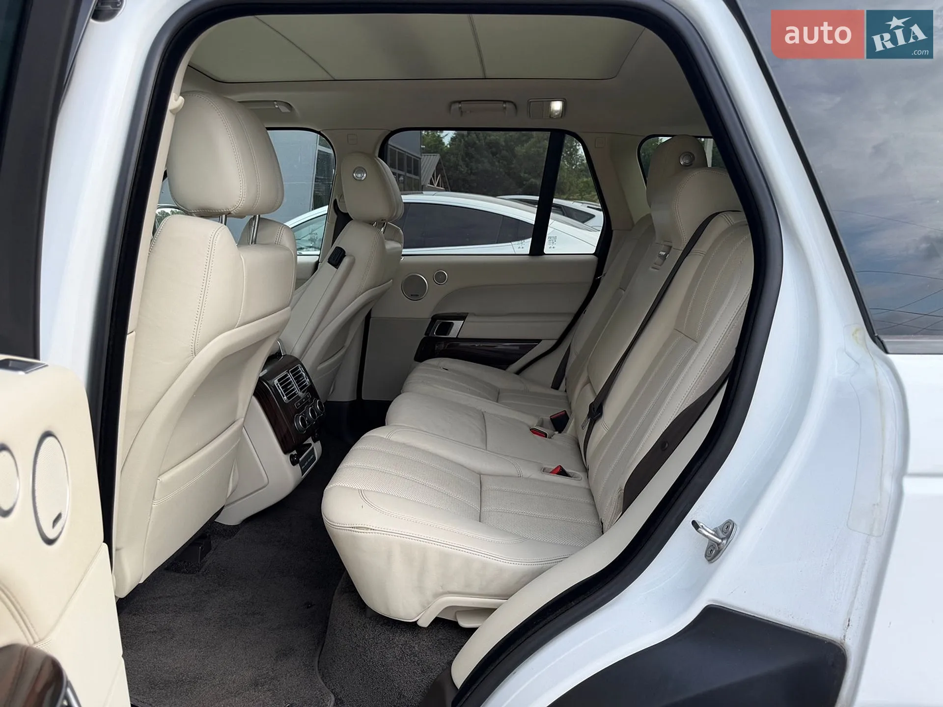2017 Land Rover Range Rover - мініатюра 14