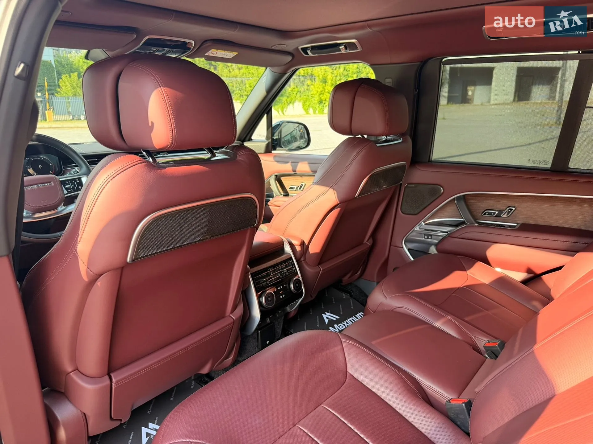 2025 Land Rover Range Rover - мініатюра 28