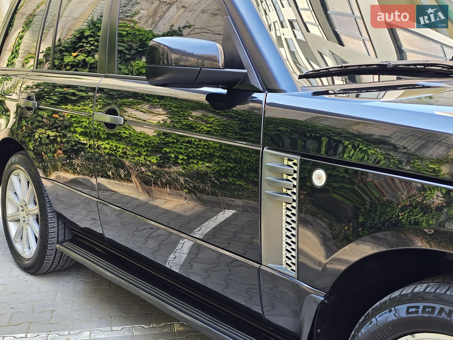 2010 Land Rover Range Rover - мініатюра 18