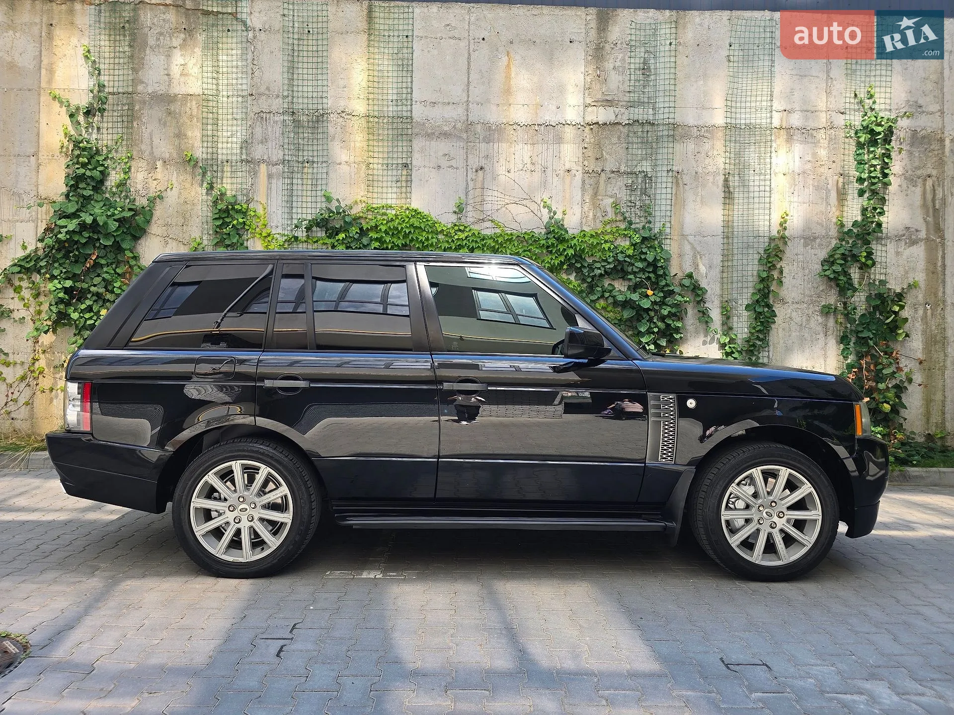 2010 Land Rover Range Rover - мініатюра 10