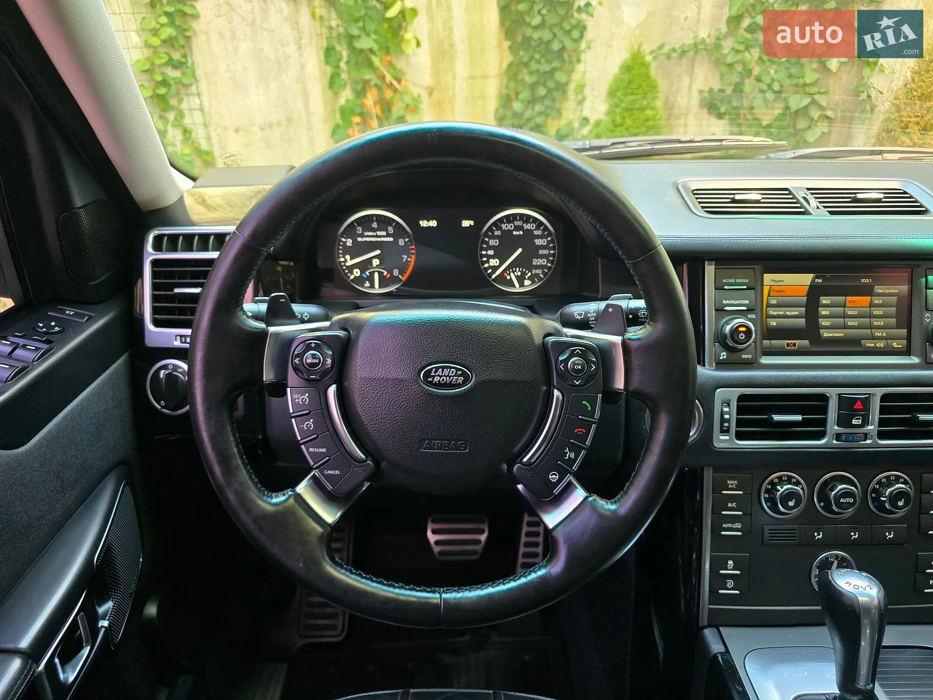 2010 Land Rover Range Rover - мініатюра 39