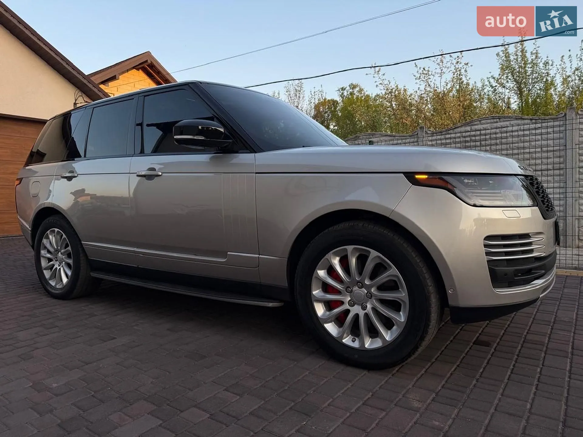 2019 Land Rover Range Rover - мініатюра 11