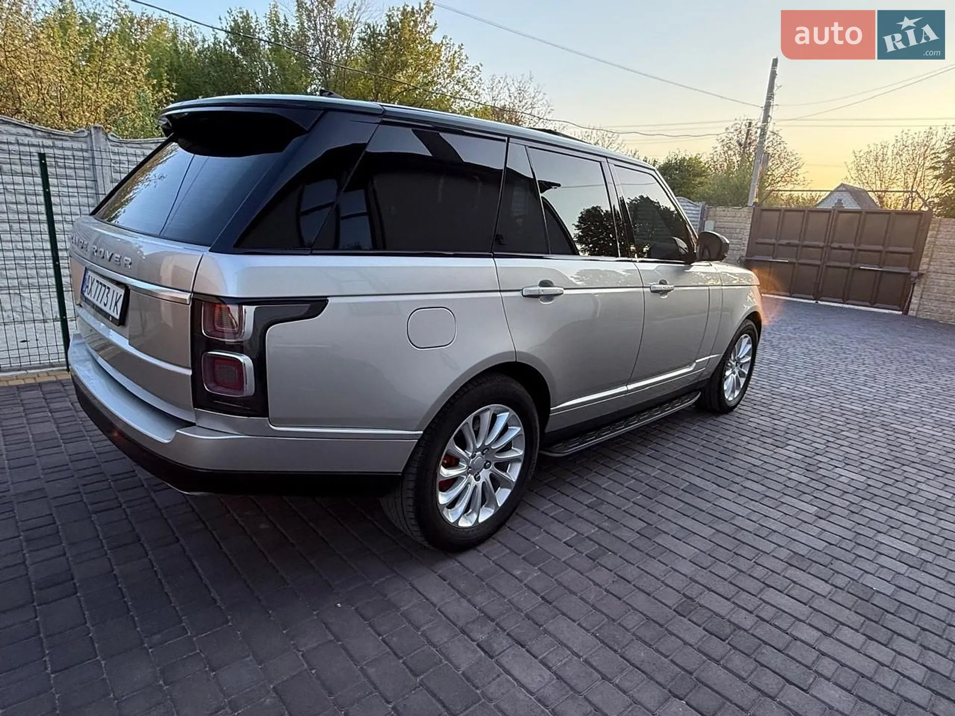 2019 Land Rover Range Rover - мініатюра 16