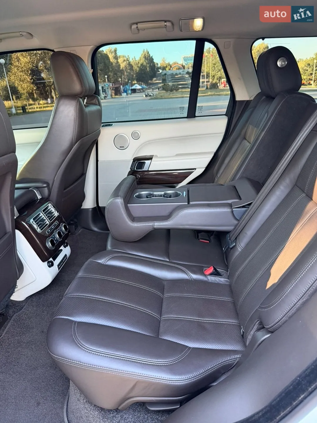 2015 Land Rover Range Rover - мініатюра 11