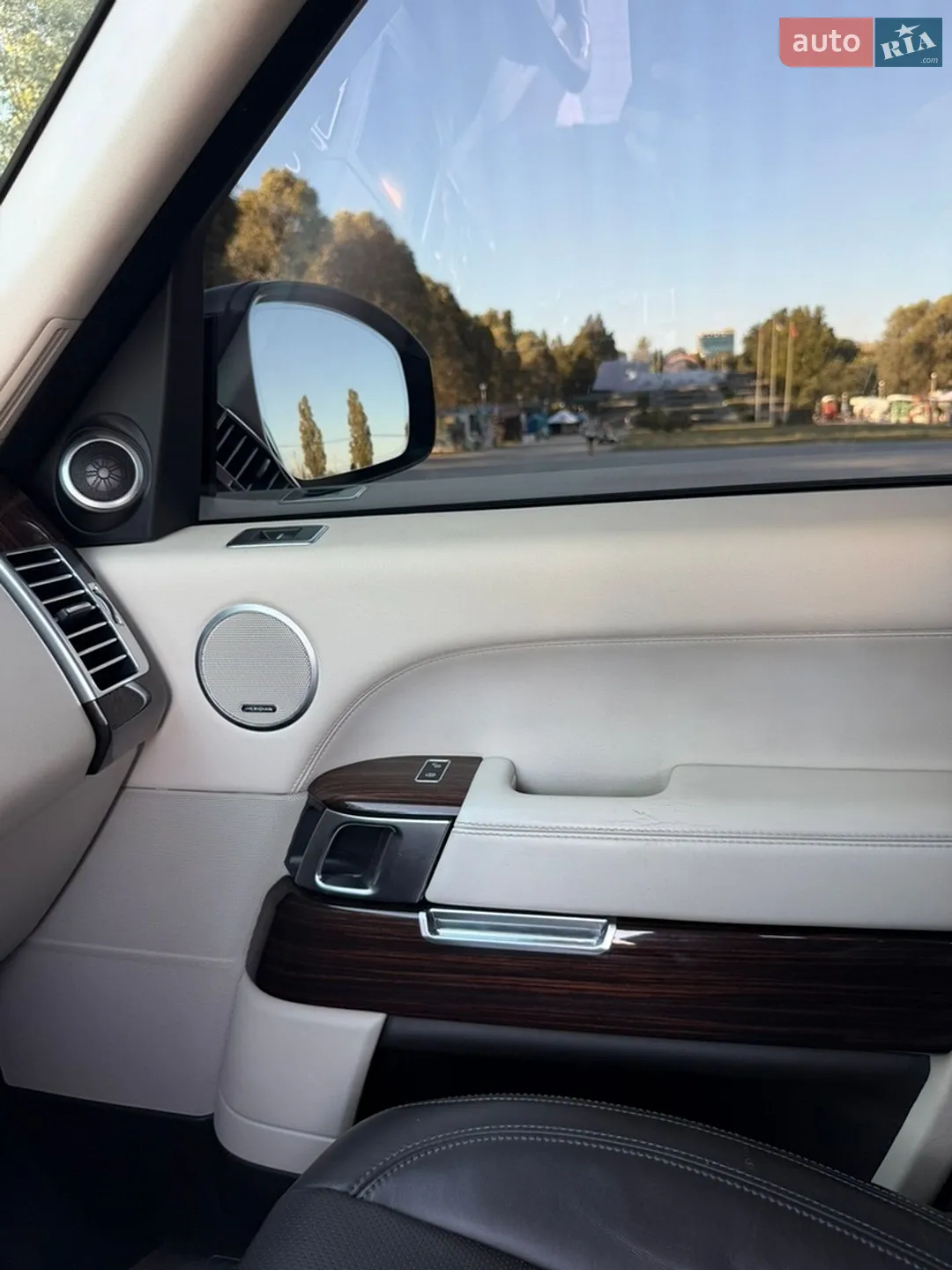 2015 Land Rover Range Rover - мініатюра 13