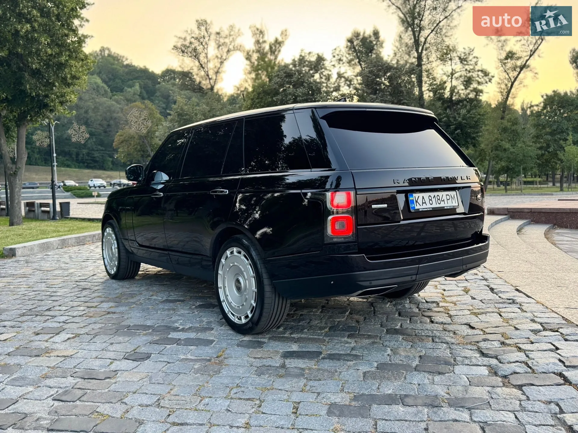 2018 Land Rover Range Rover - мініатюра 19