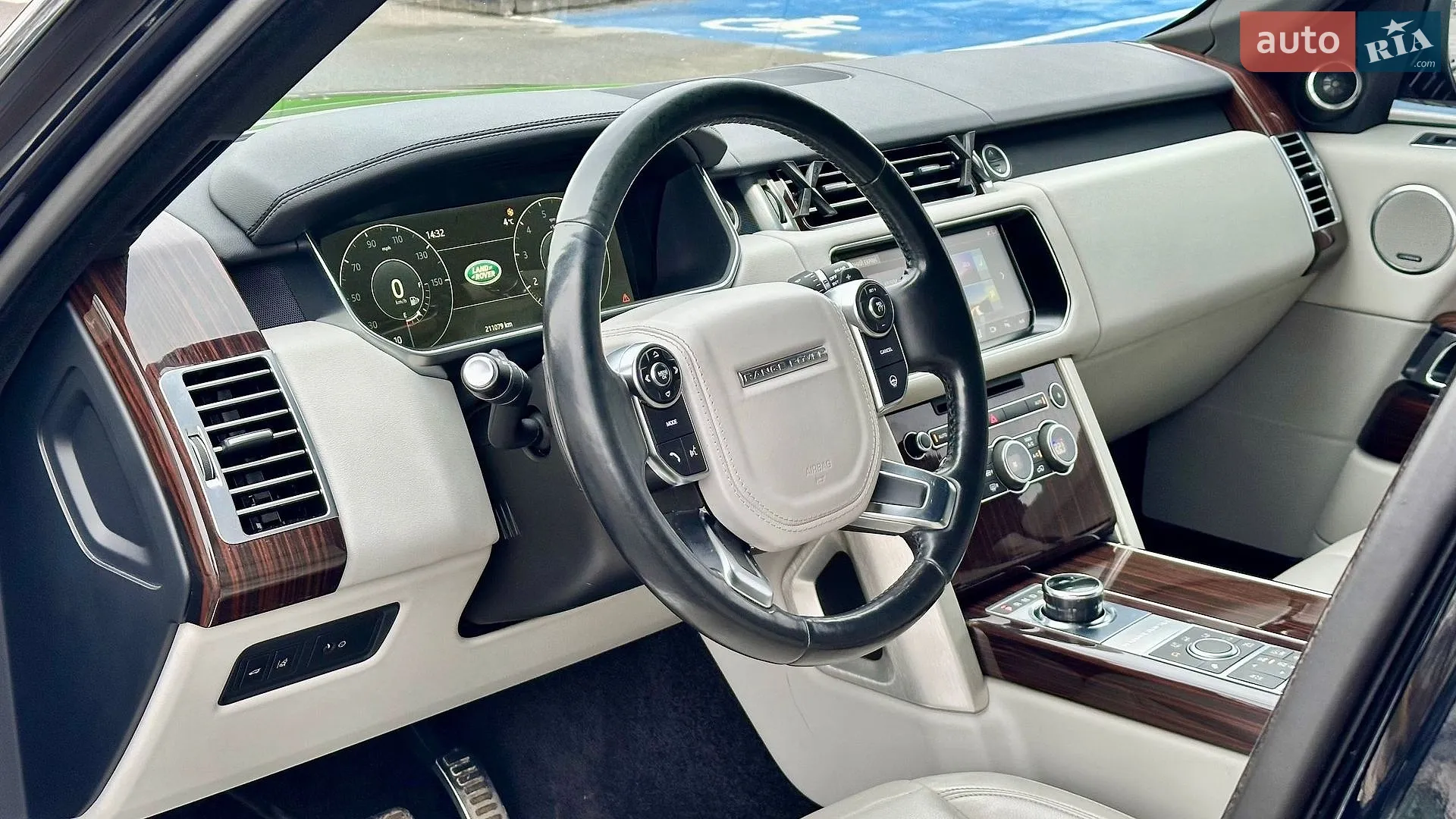 2017 Land Rover Range Rover - мініатюра 20