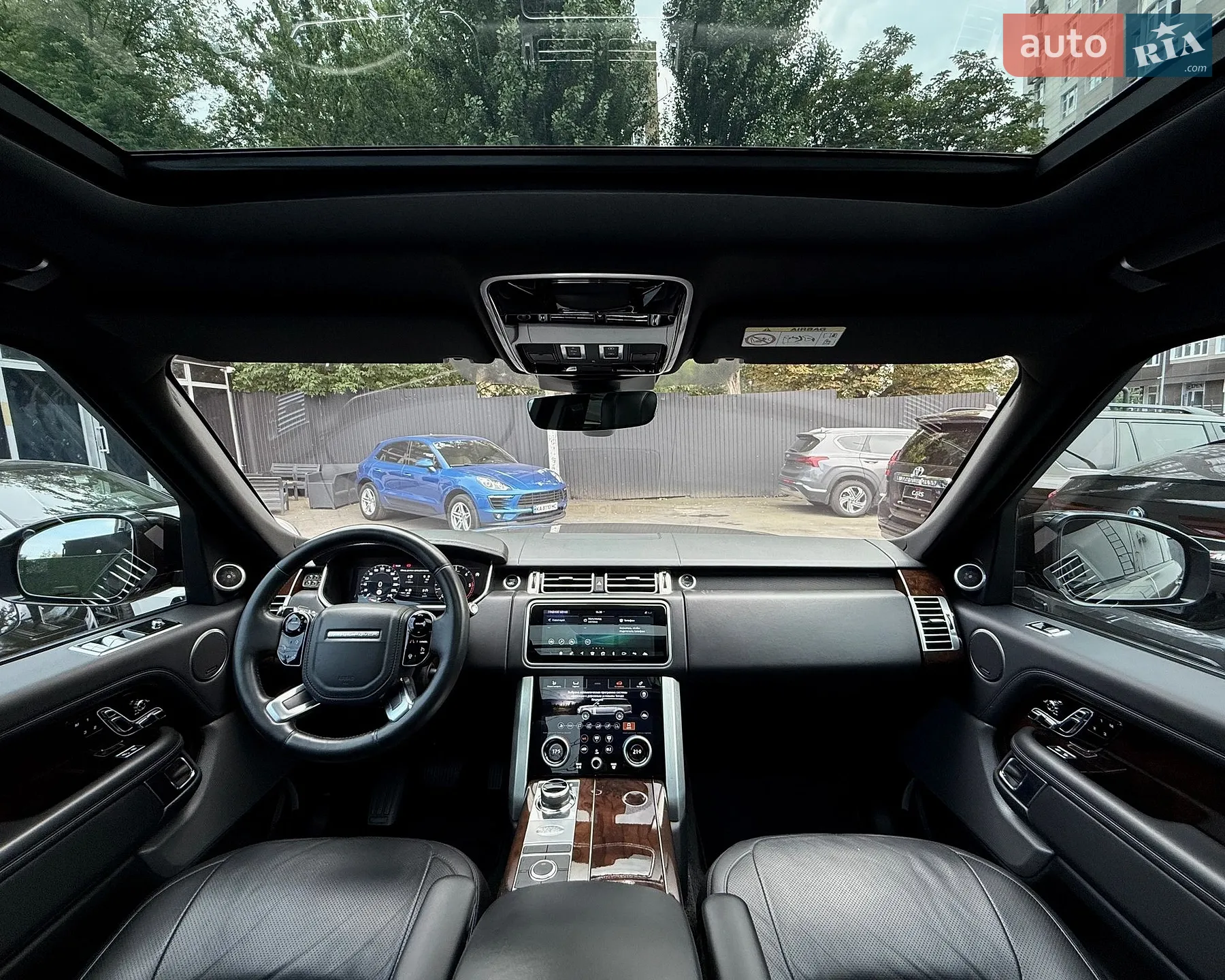 2018 Land Rover Range Rover - мініатюра 24