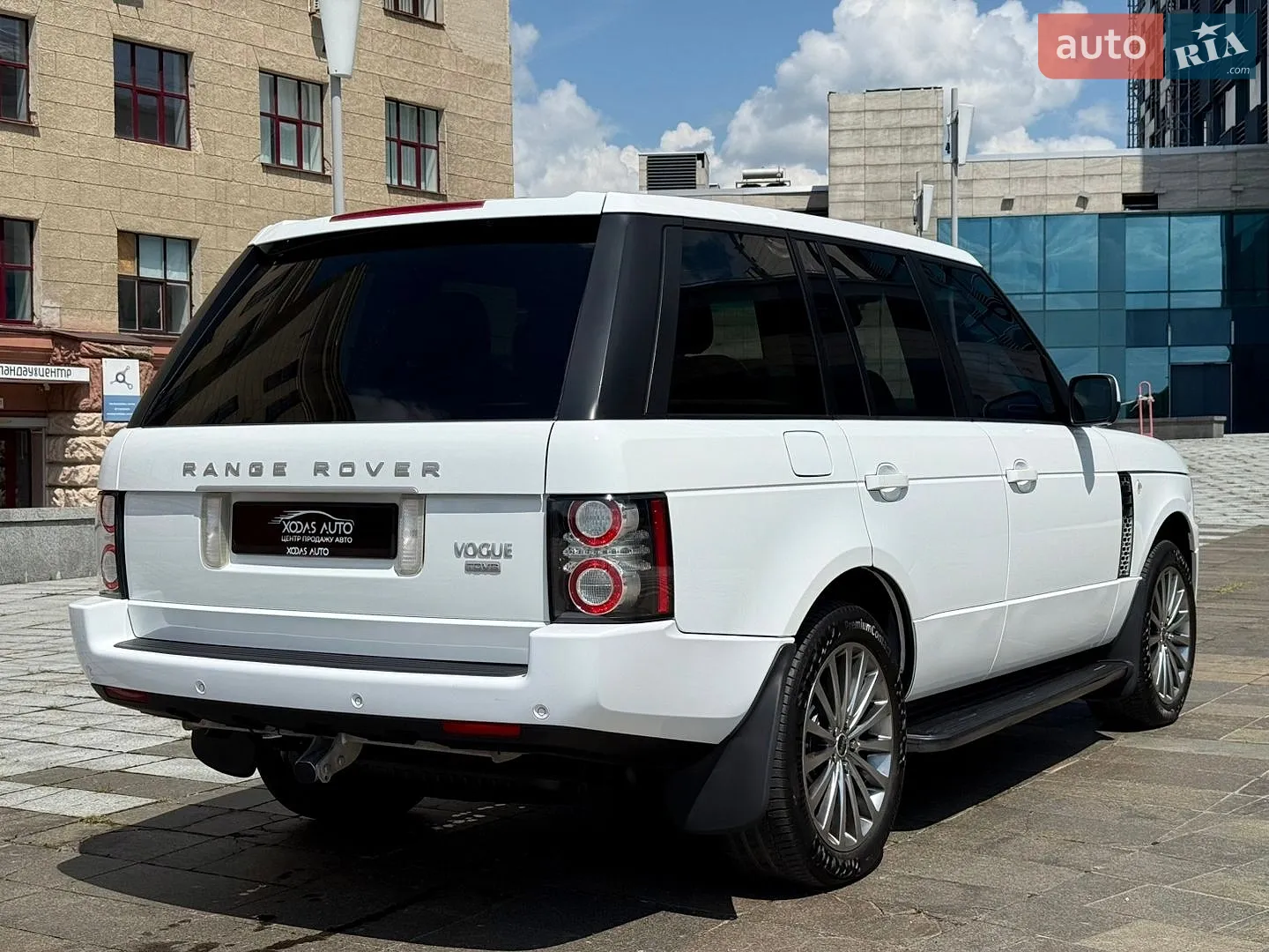 2012 Land Rover Range Rover - мініатюра 13
