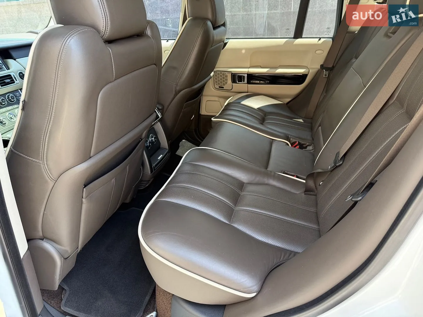 2012 Land Rover Range Rover - мініатюра 18