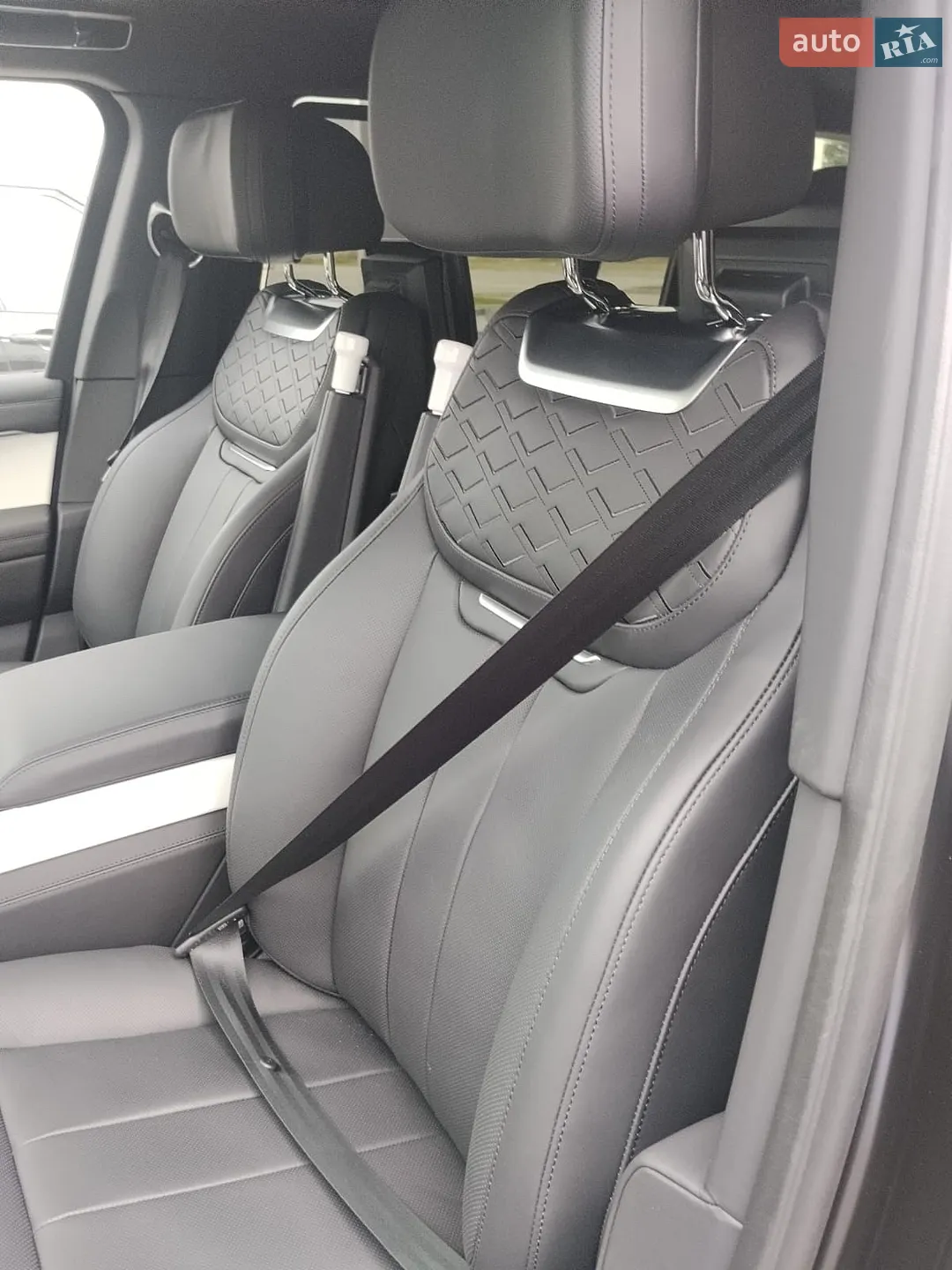2025 Land Rover Range Rover - мініатюра 4