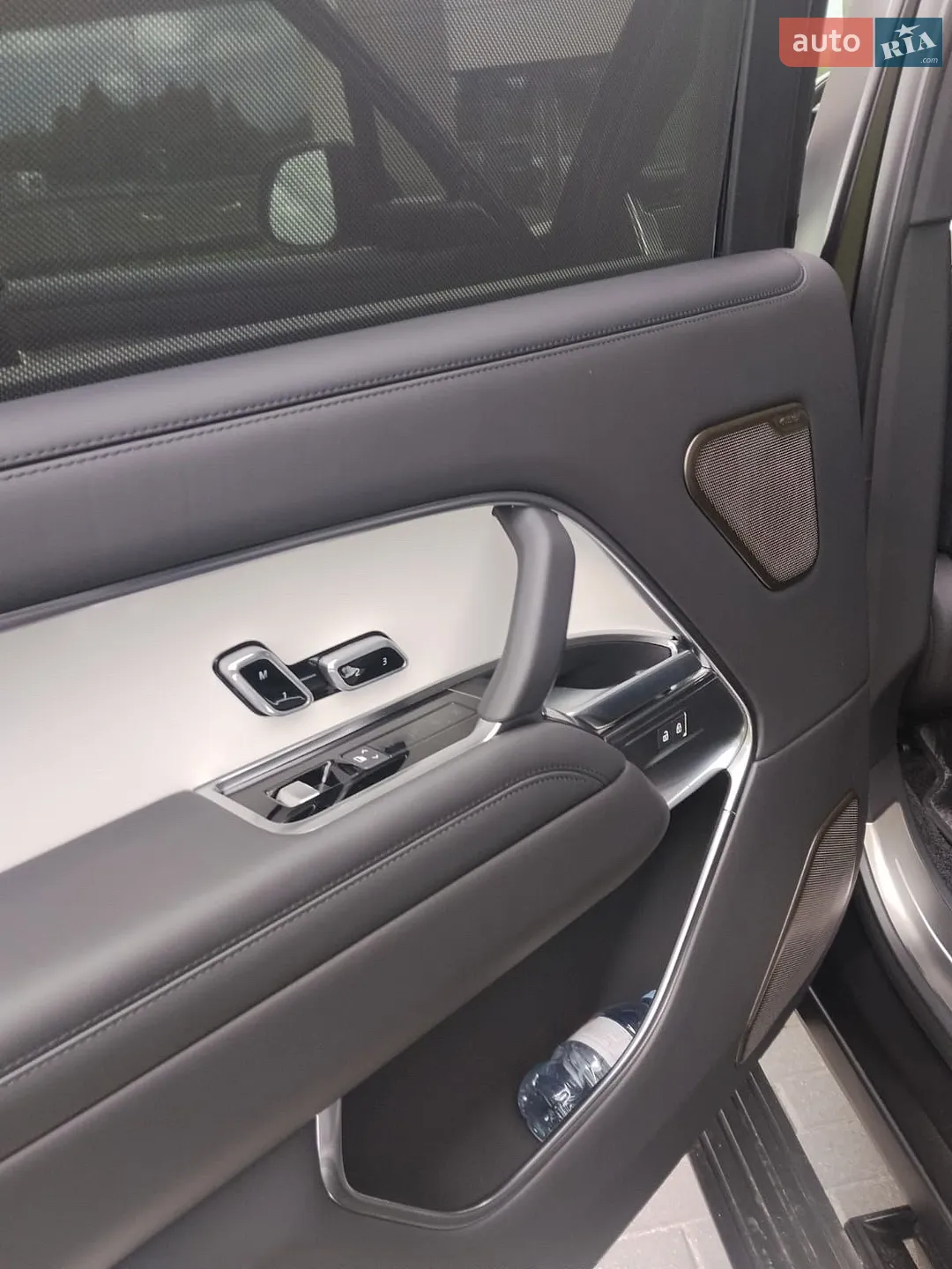 2025 Land Rover Range Rover - мініатюра 5