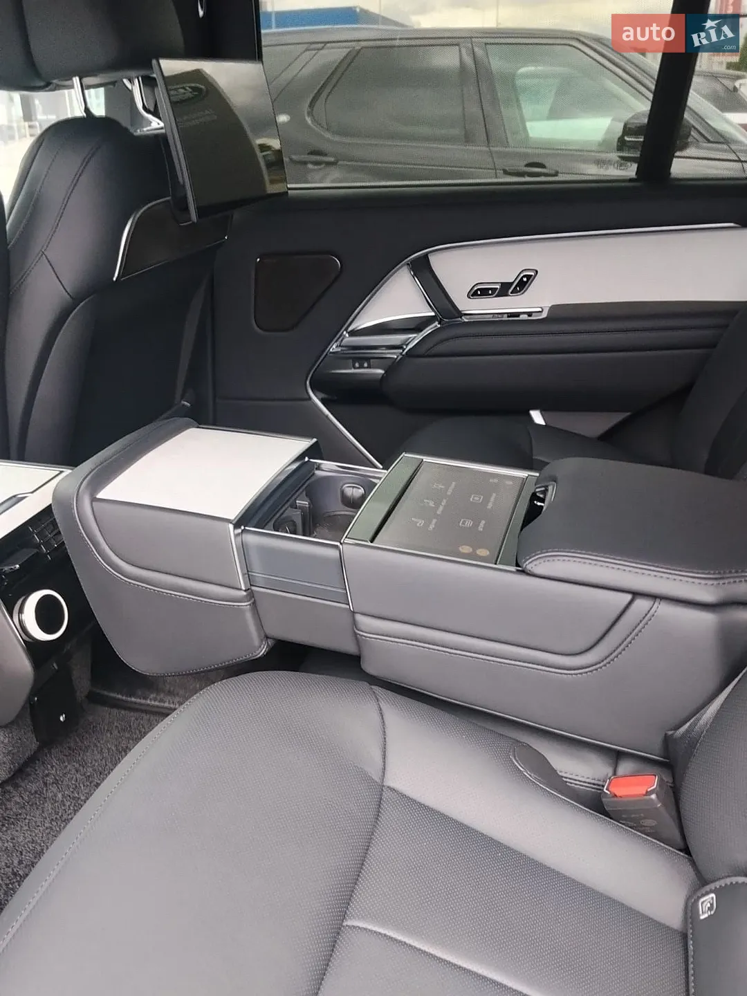 2025 Land Rover Range Rover - мініатюра 6