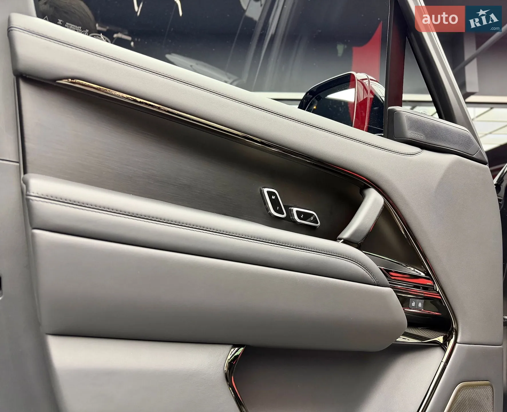 2024 Land Rover Range Rover - мініатюра 25