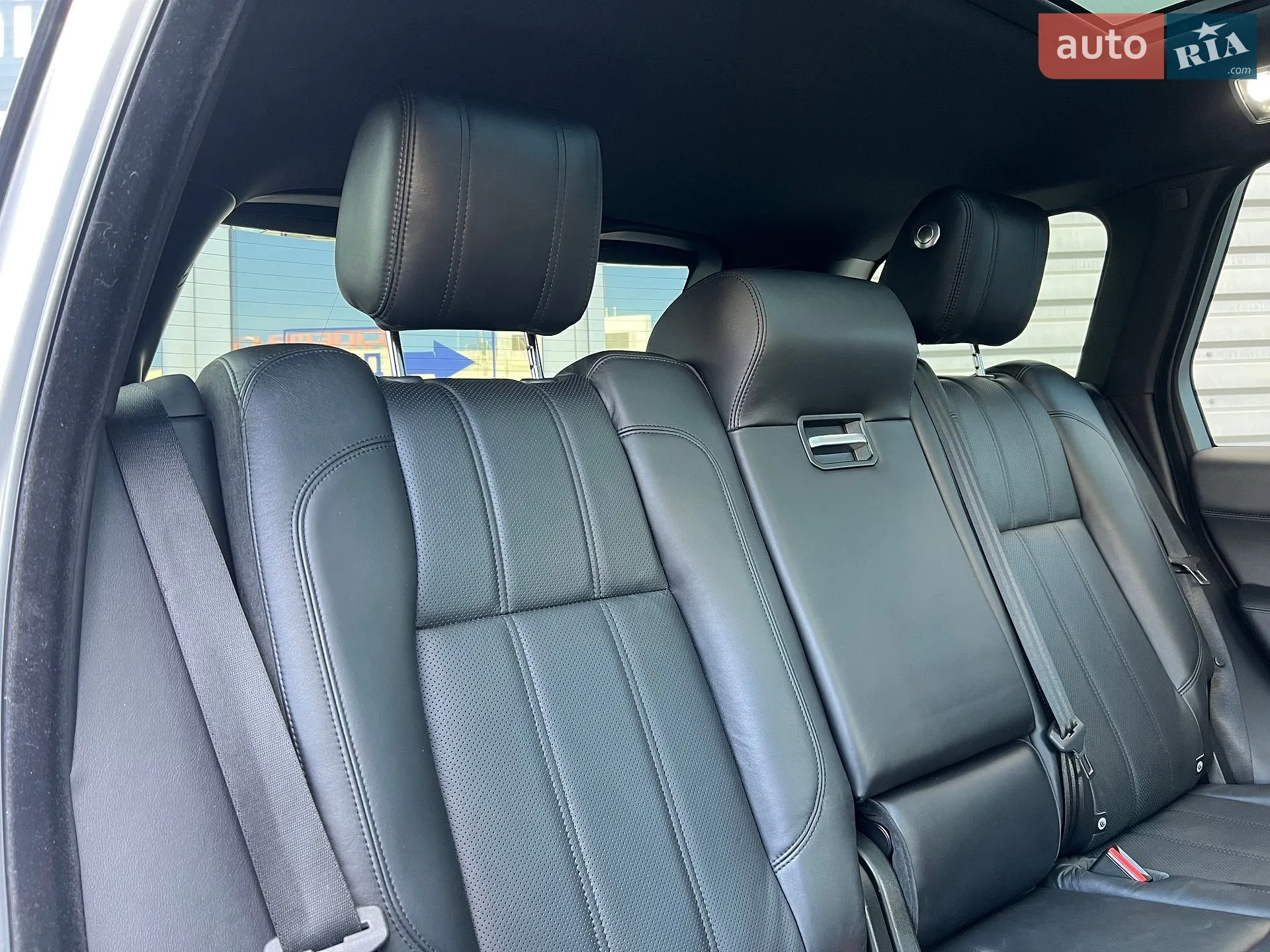 2017 Land Rover Range Rover - мініатюра 26