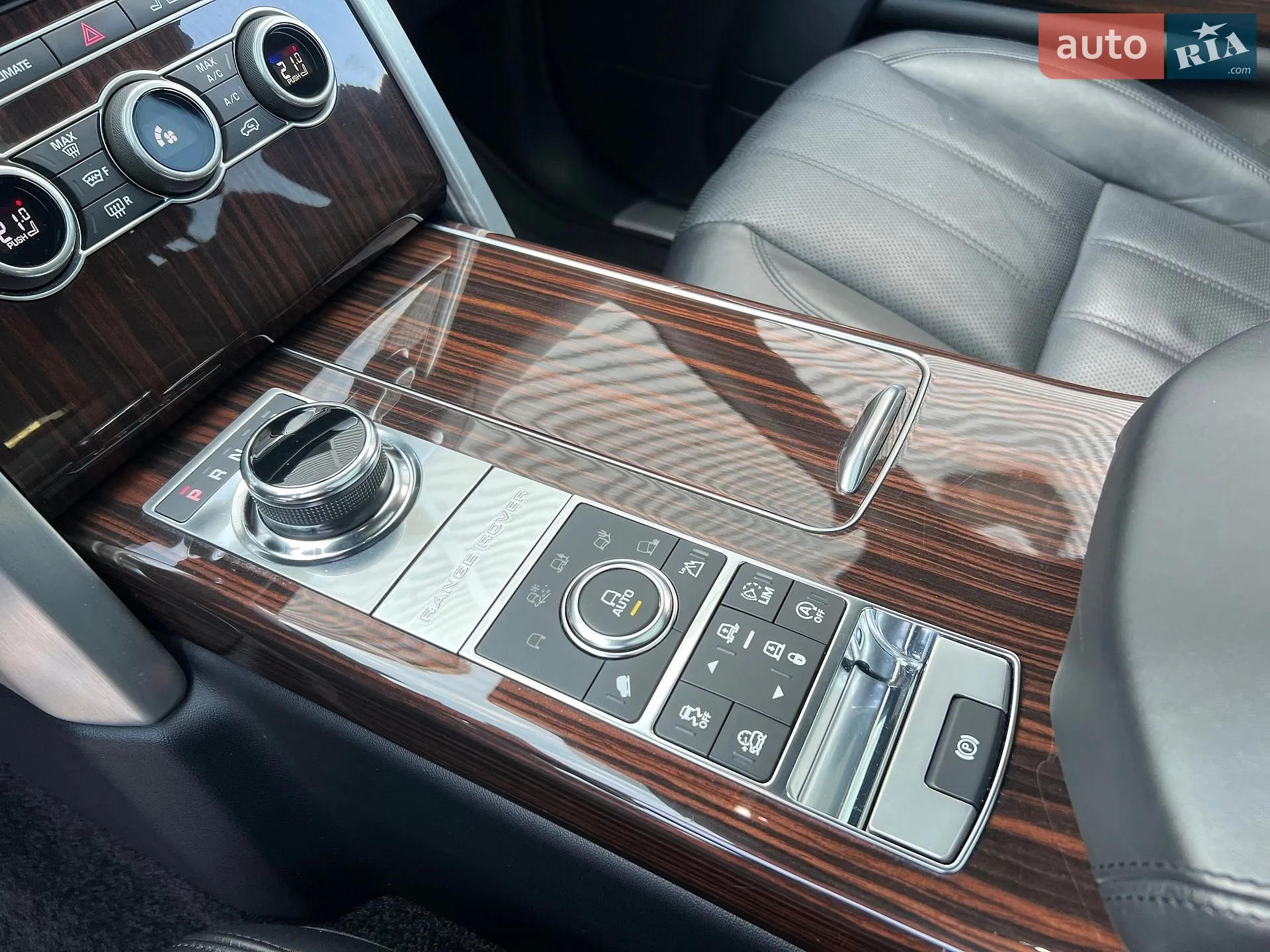 2017 Land Rover Range Rover - мініатюра 17