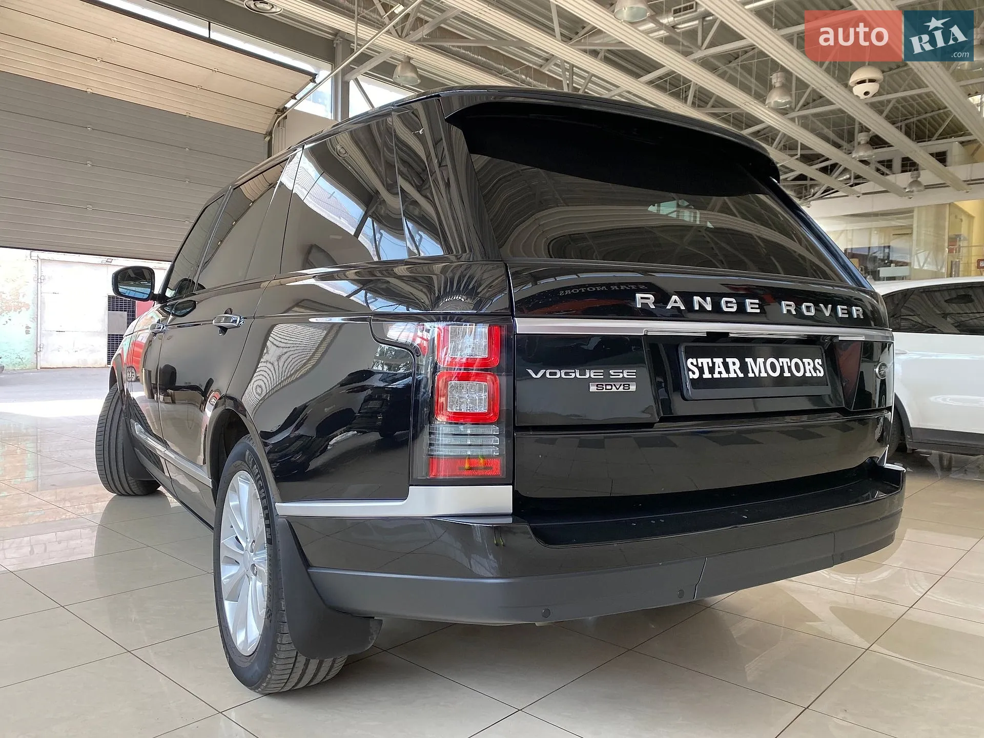 2016 Land Rover Range Rover - мініатюра 11