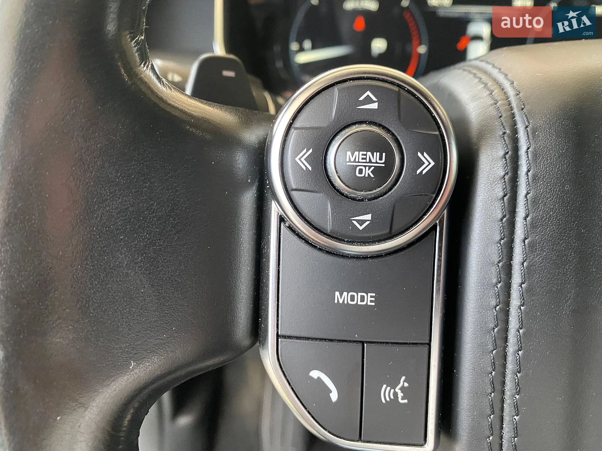 2016 Land Rover Range Rover - мініатюра 21