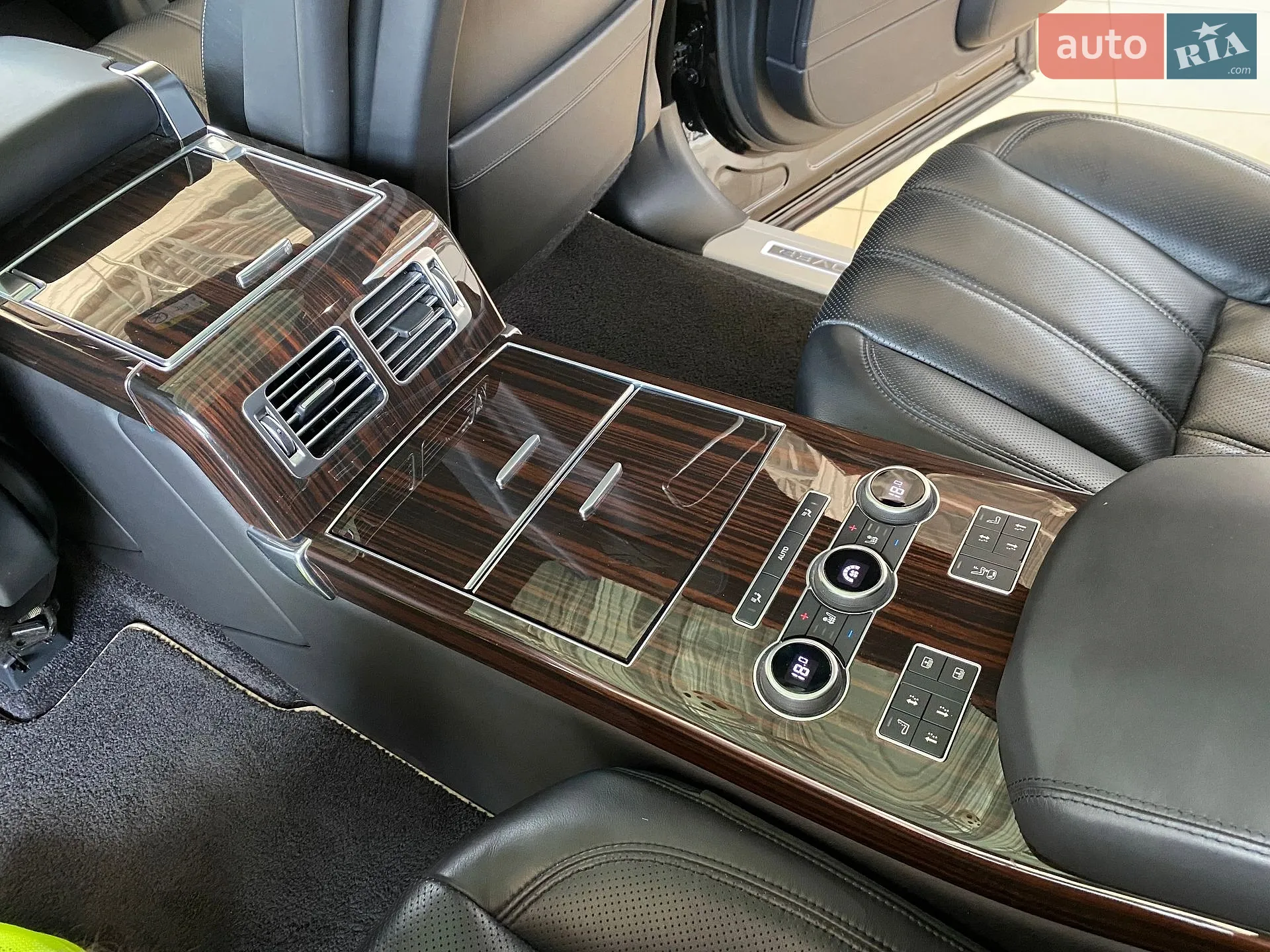 2016 Land Rover Range Rover - мініатюра 37