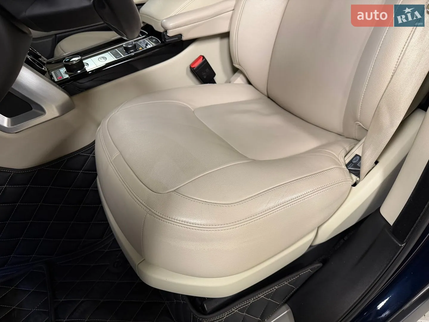 2020 Land Rover Range Rover - мініатюра 14