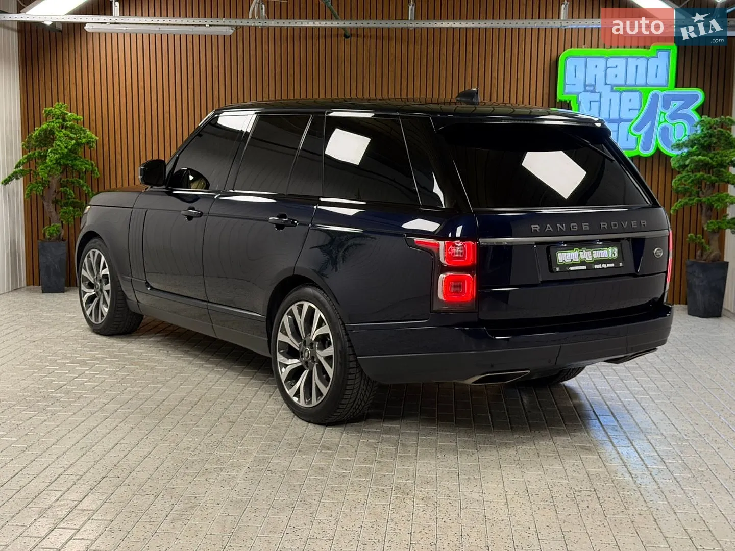 2020 Land Rover Range Rover - мініатюра 47